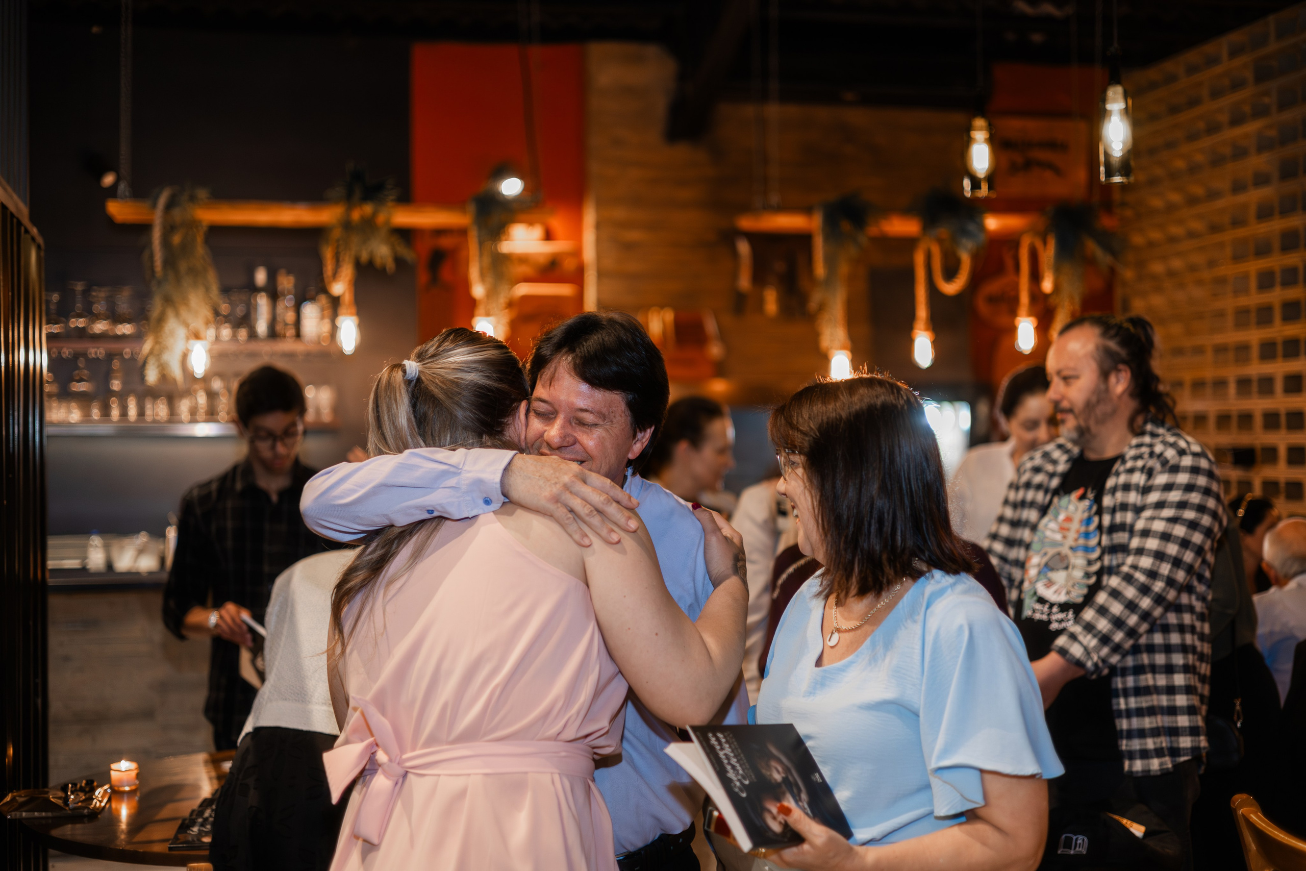 Lançamento de Livro Vivi Princival