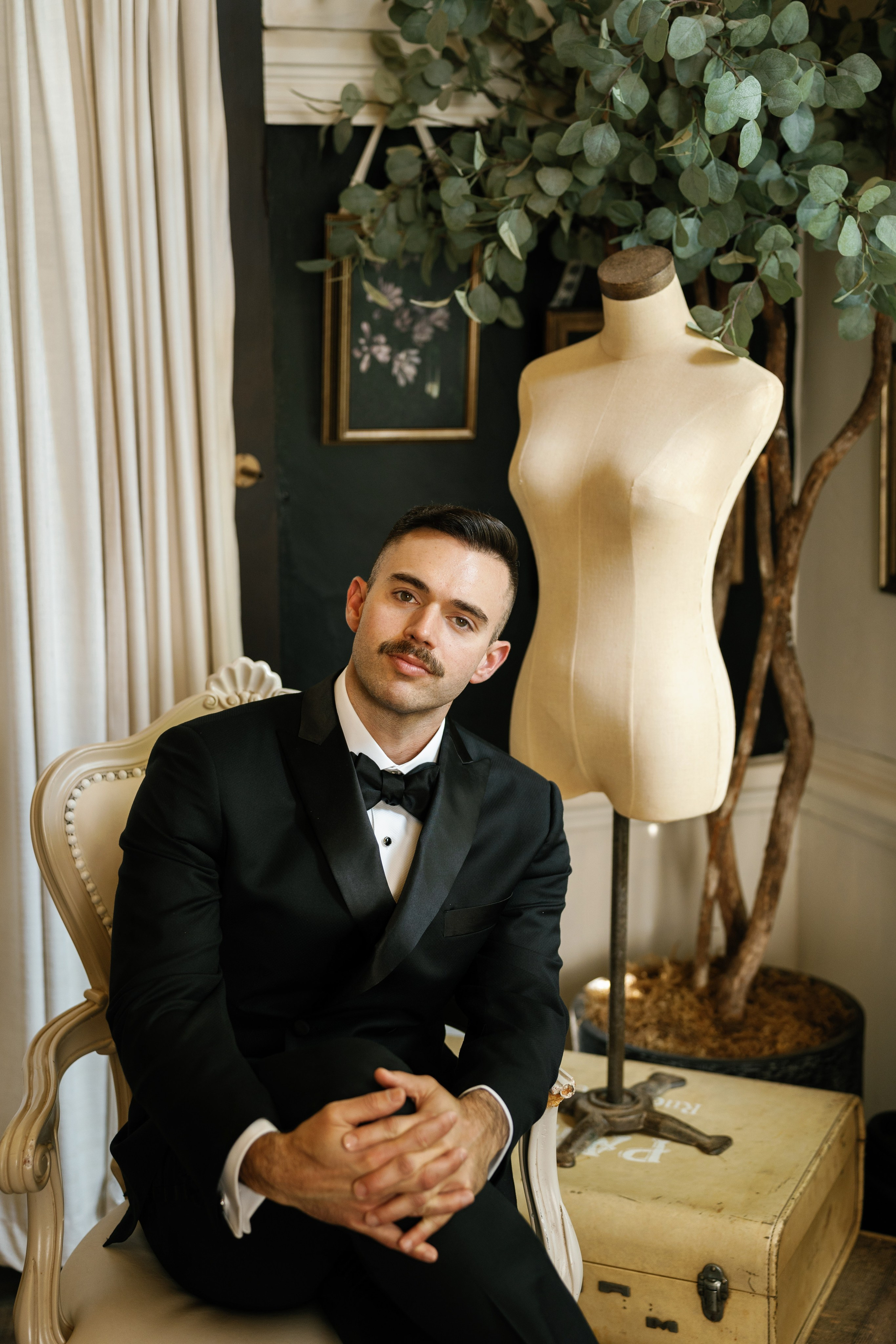 LGBT wedding photographer in California. Wedding Photography & Videography Team in California, Los Angeles, San Francisco, San Diego and Travel