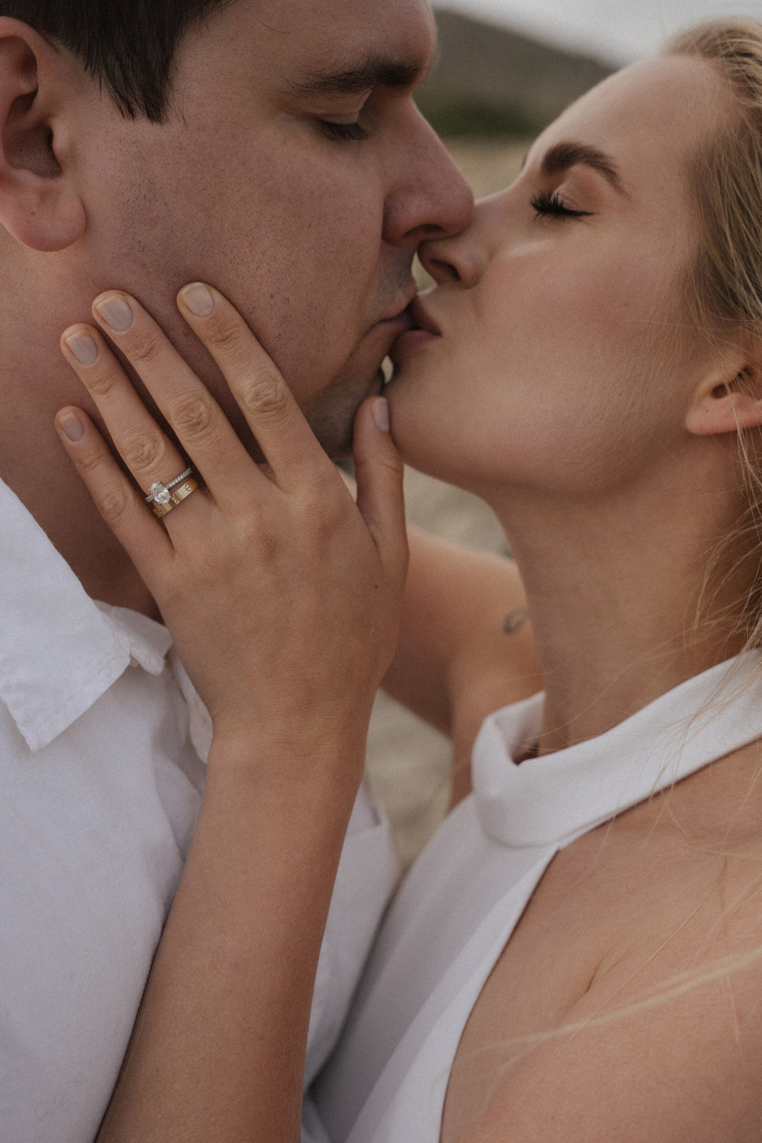 Love story photoshoot. Engagement photoshoot. Couple photoshoot. Malibu. Family photoshoot, Get away photoshoot in California. Beautiful love story photoshoot.