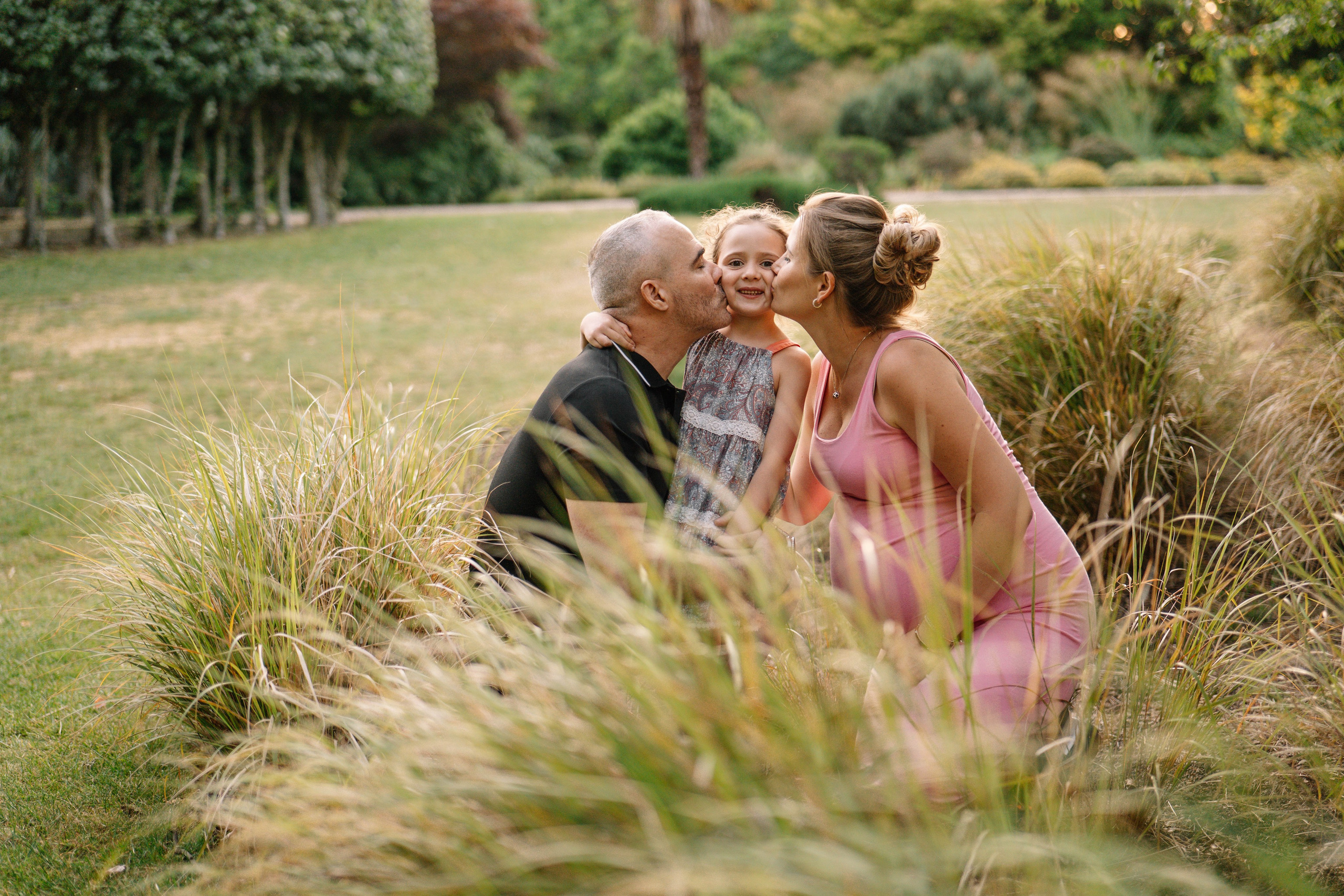 Family in the park. Wedding and family photographer in London