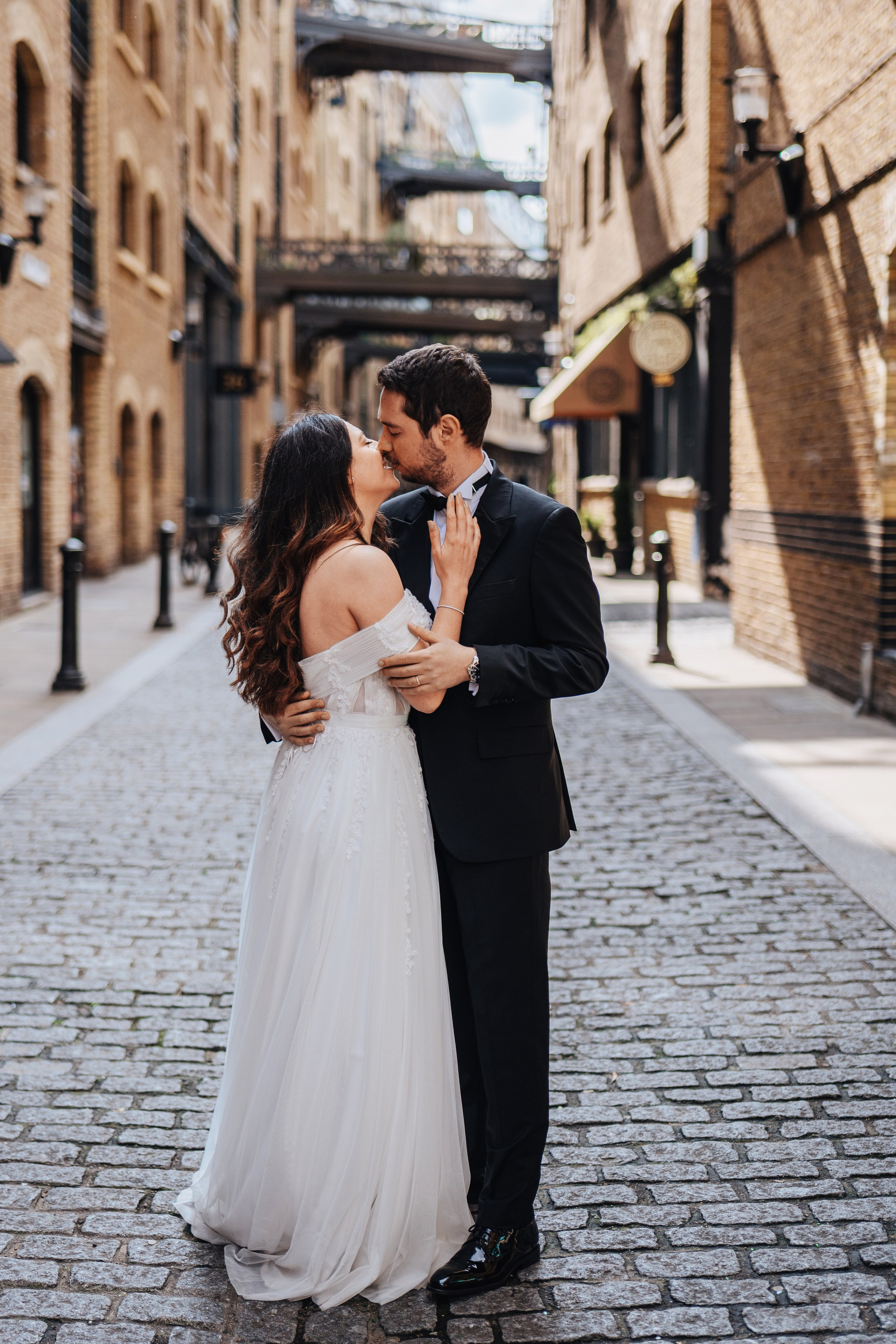 Selen and Canberk. Wedding and family photographer in London