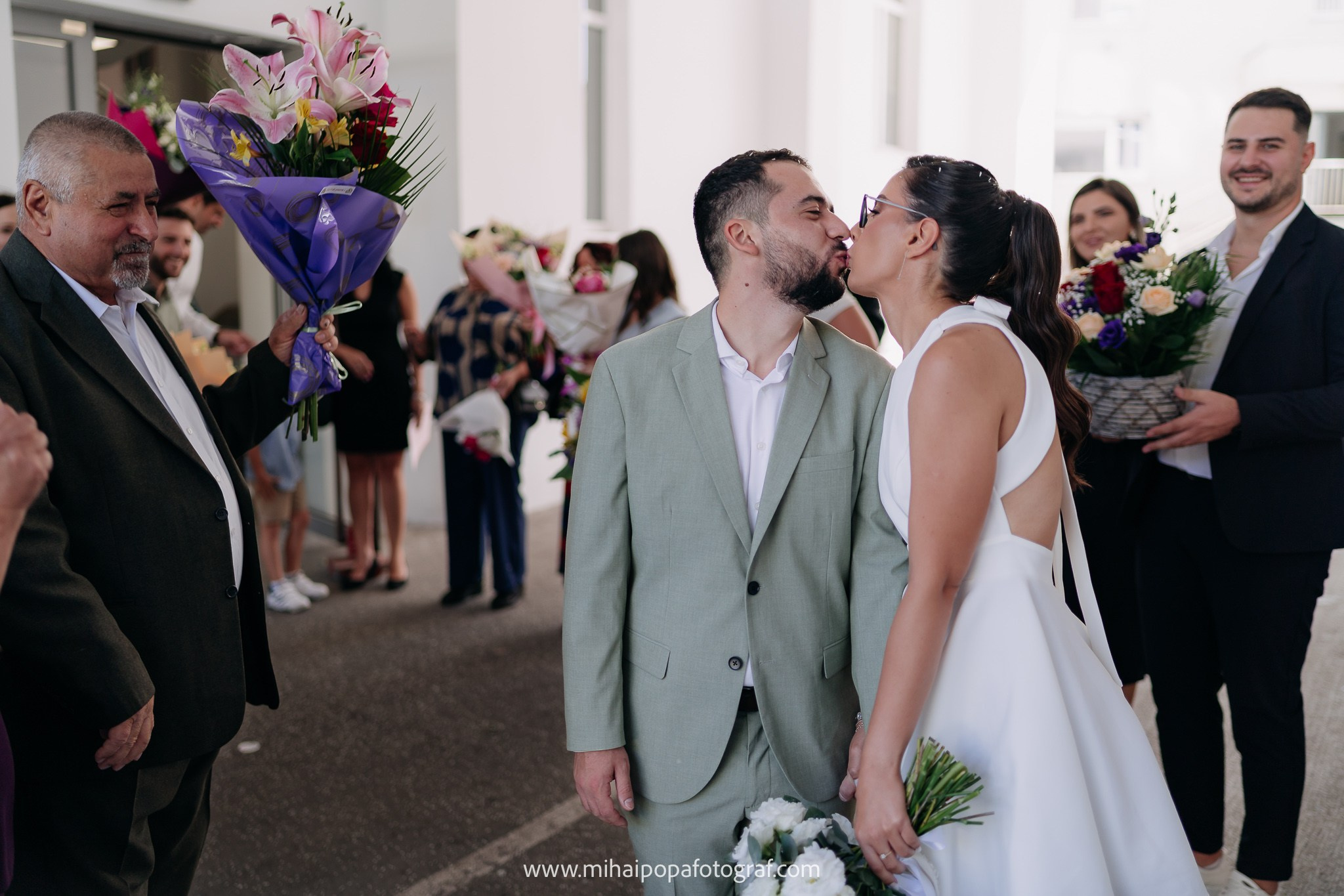 Fotograf Cununie Civilă în București - Mihai Popa Fotograf. Fotograf Nuntă & Botez București - Mihai Popa | Dincolo de oameni, imortalizez emoții!