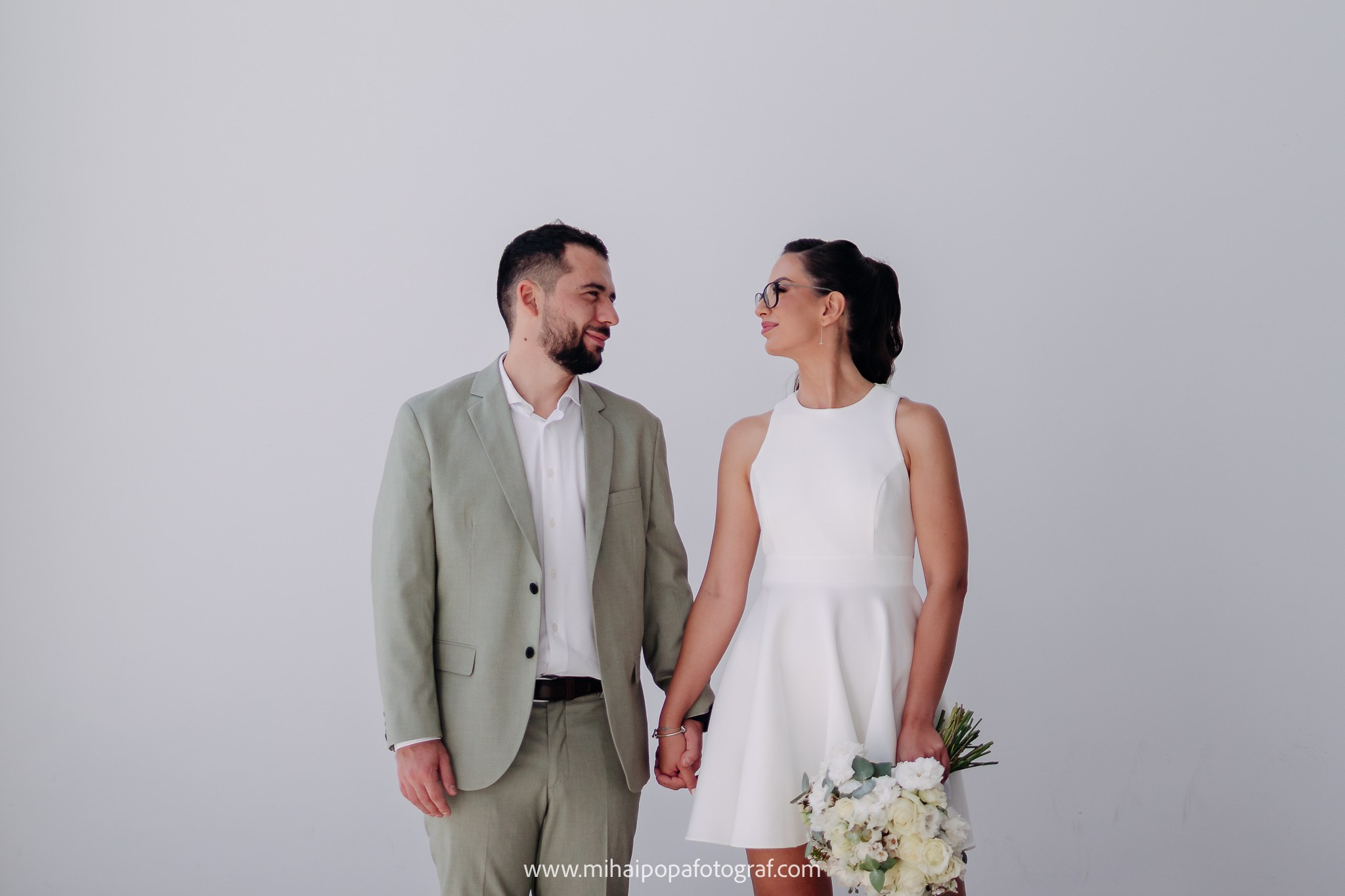 Fotograf Cununie Civilă în București - Mihai Popa Fotograf. Fotograf Nuntă & Botez București - Mihai Popa | Dincolo de oameni, imortalizez emoții!