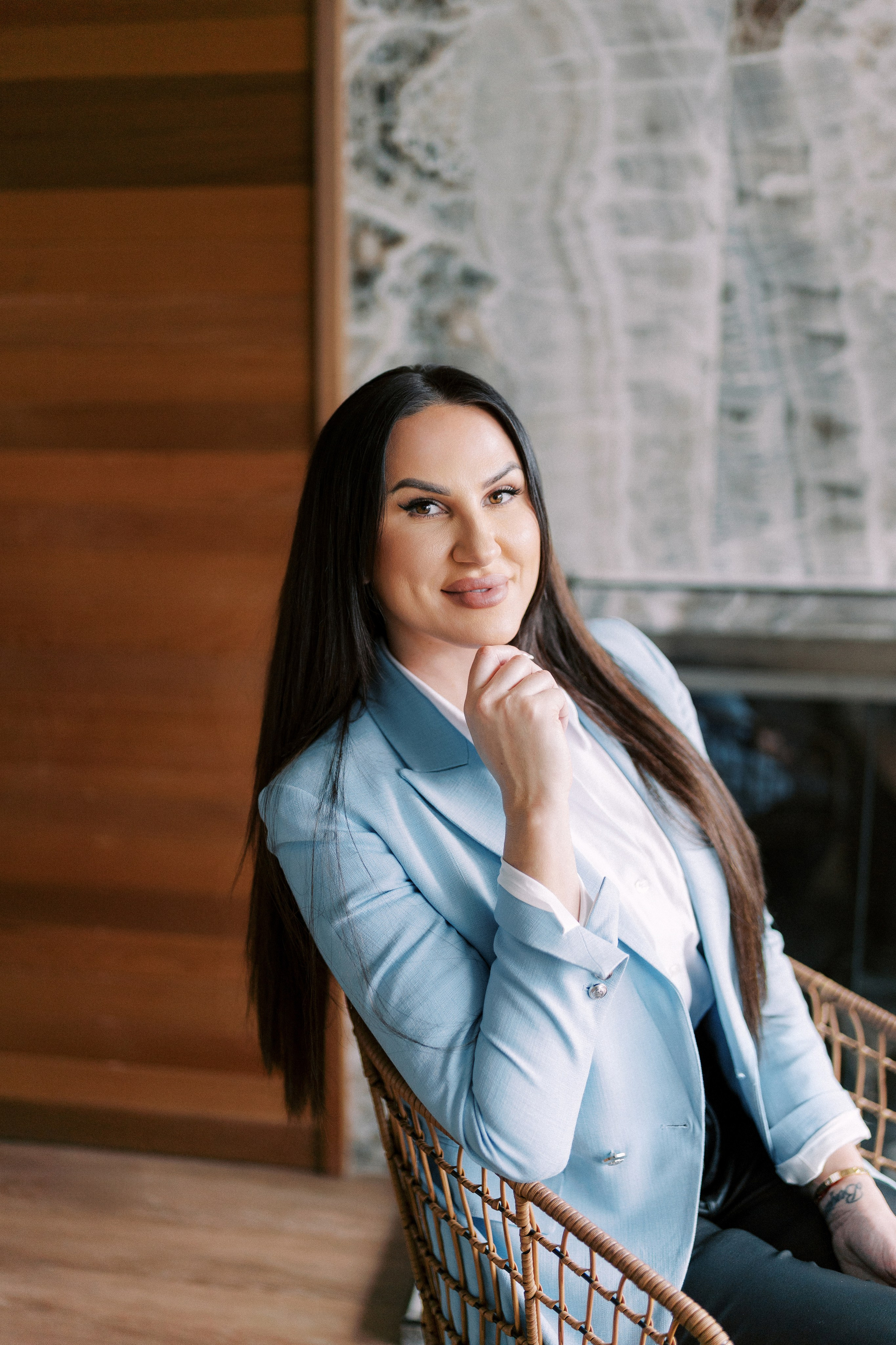 Business portrait. EVAN ARISTOV WEDDING PHOTOGRAPHY — Seattle Wedding Photographer