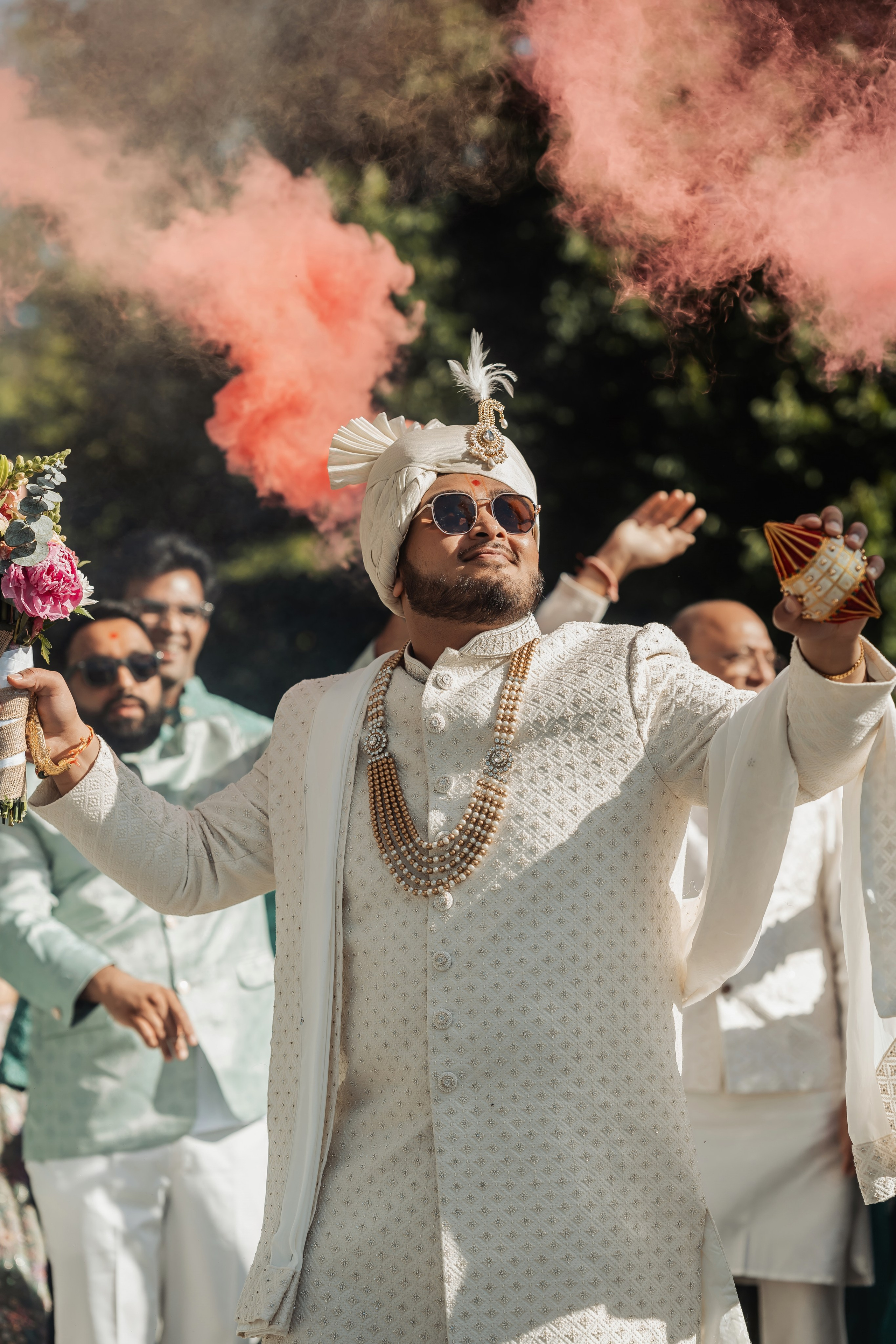 Darshil & Shailja. Wedding Photographer & Cinematographer studios