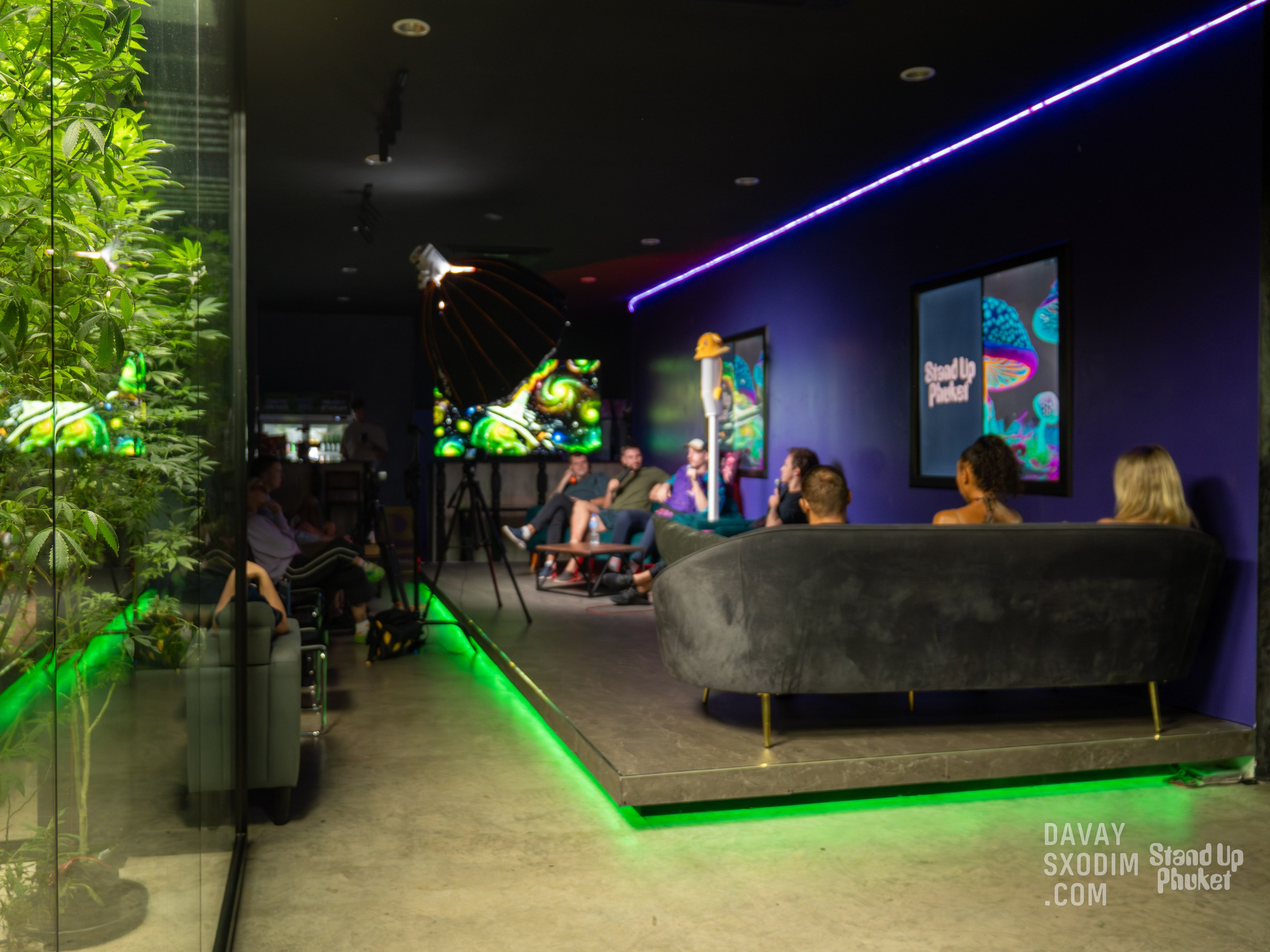 Standup-шоу «Тай-Болтай» | Фоторепортаж | Афиша | DAVAYSXODIM.com PHUKET. АФИША|ФОТОРЕПОРТАЖИ|ИВЕНТЫ|ПХУКЕТ