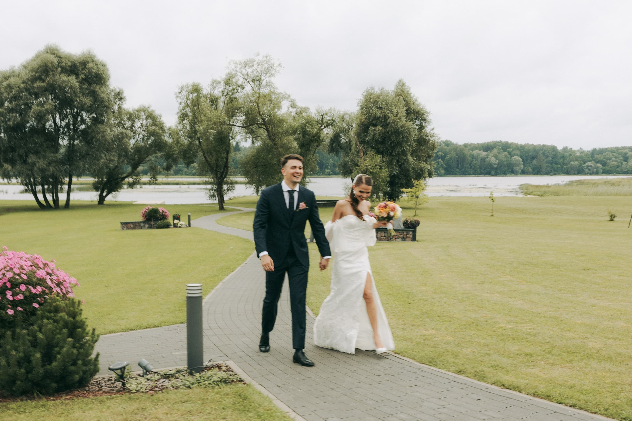 Kāzu stāsts - Ieva un Ramon. Fotogrāfs kāzām, ģimenēm un dažādiem pasākumiem