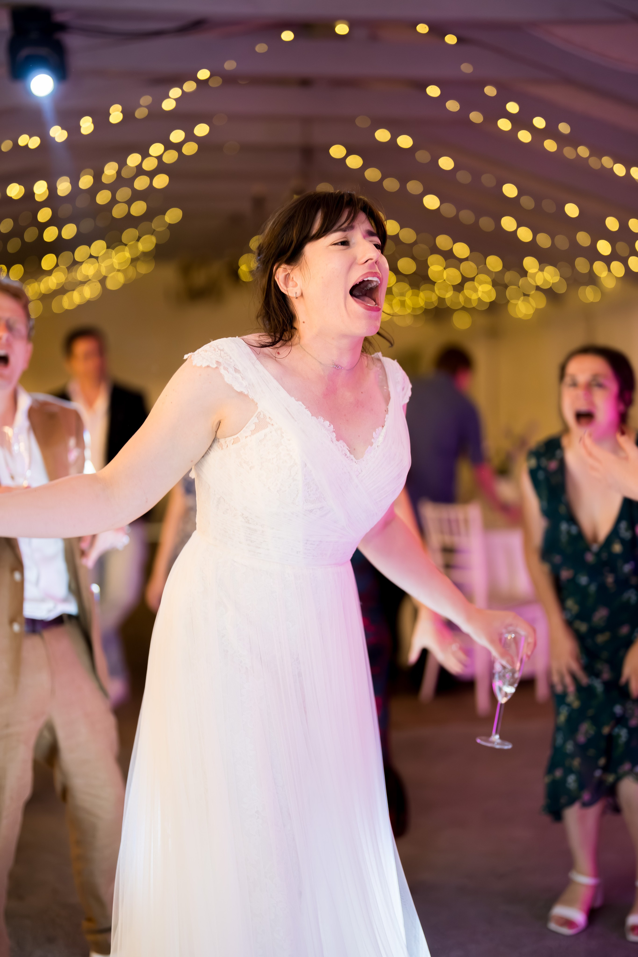 PARTY. Gabriel Florea — Fotograf nuntă București