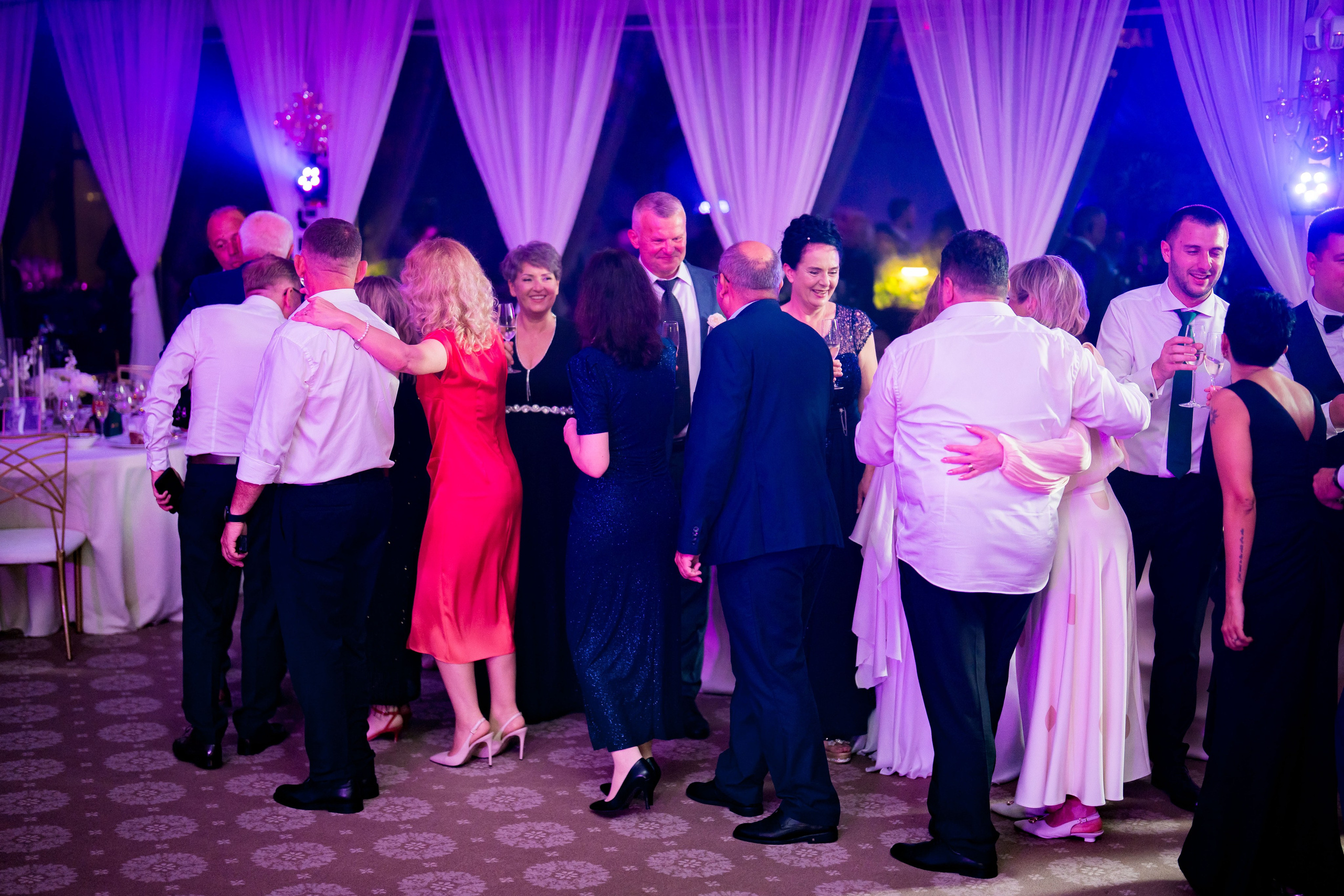 PARTY. Gabriel Florea — Fotograf nuntă București