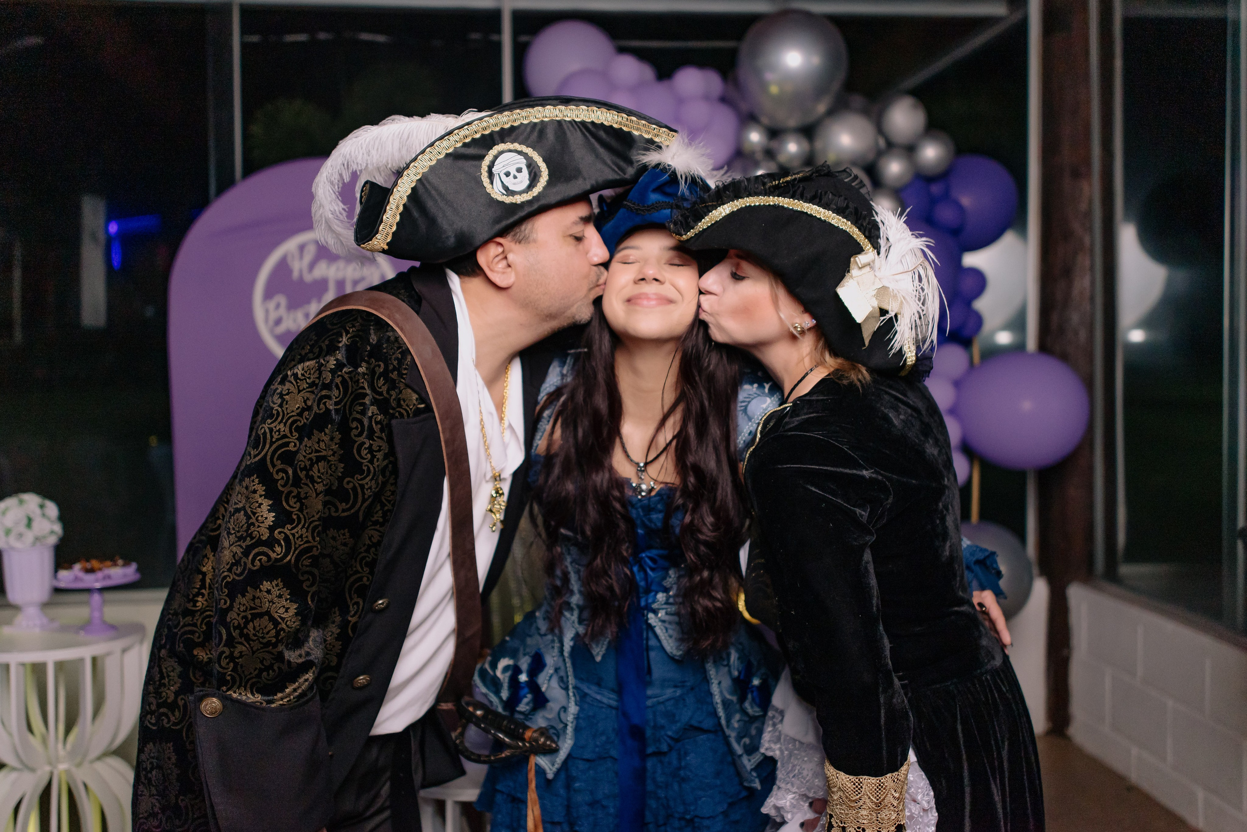 Sofia 15 anos. Wedding photographer Ana Koshi