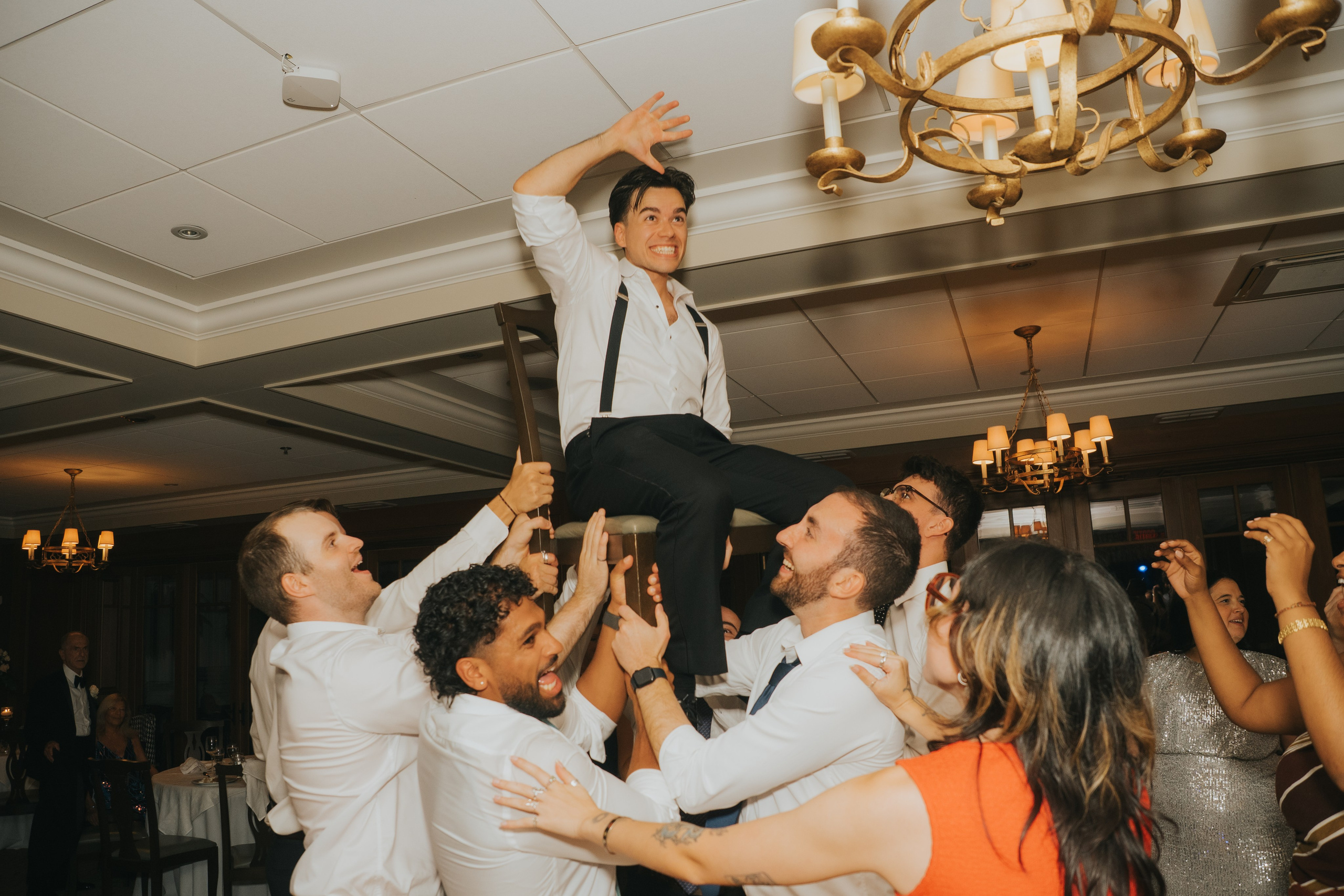 Wedding of Cassandra and Loïc in Beaconsfield, Montreal. Wedding and Family Photography Montreal Muriel Oe Photo