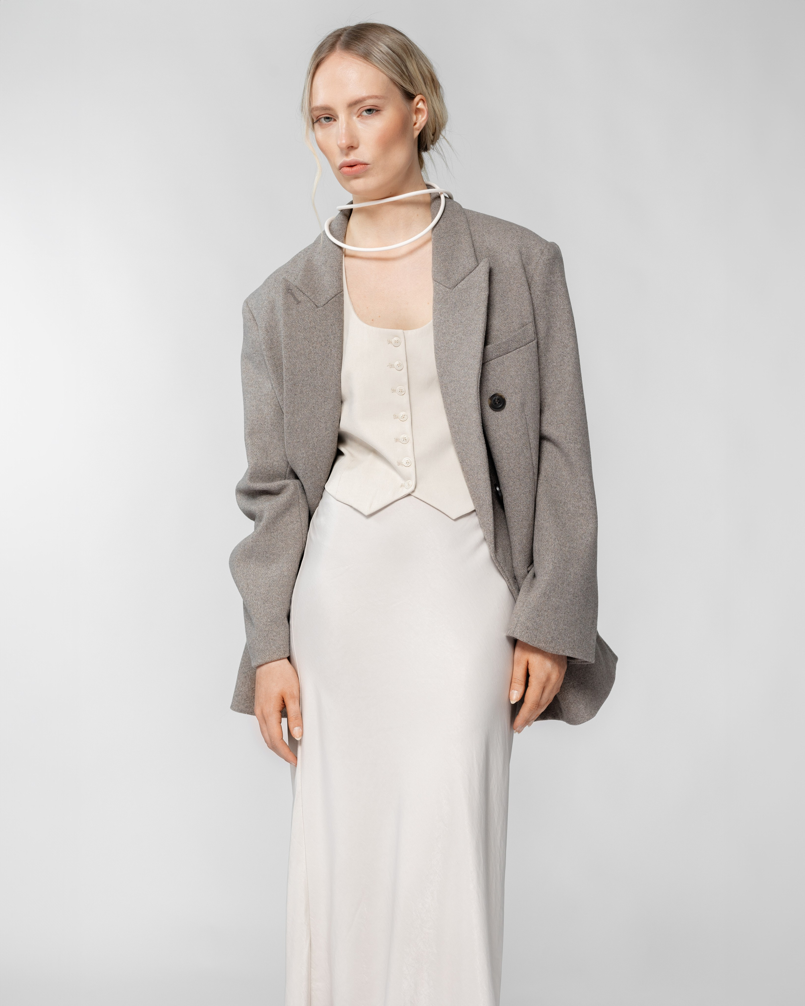 Lookbook Naomi. Valokuvaaja Lahti, Helsinki Elena Salonen