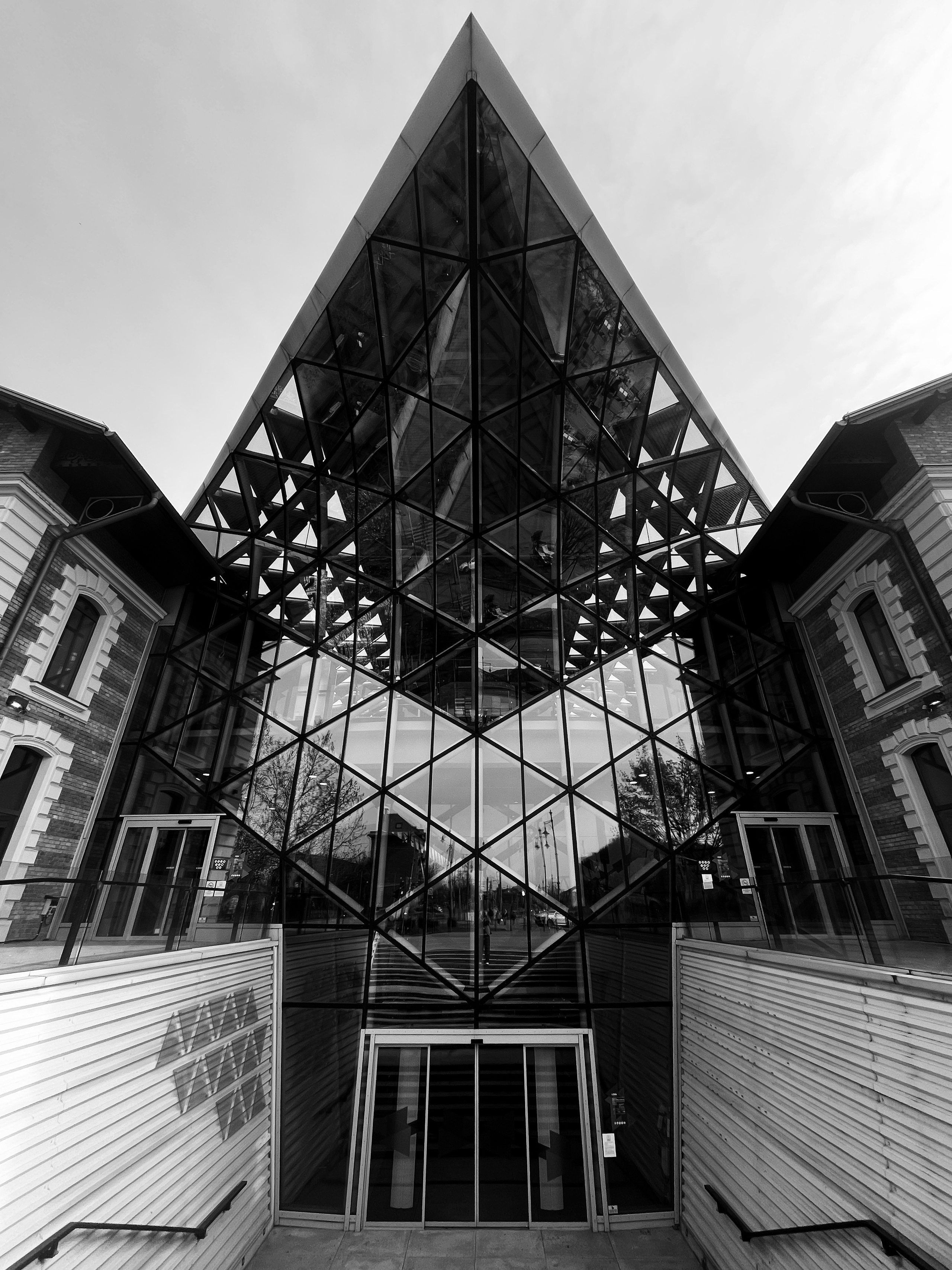 architecture gems | Budapest 2026 | IPHONE 12 PRO