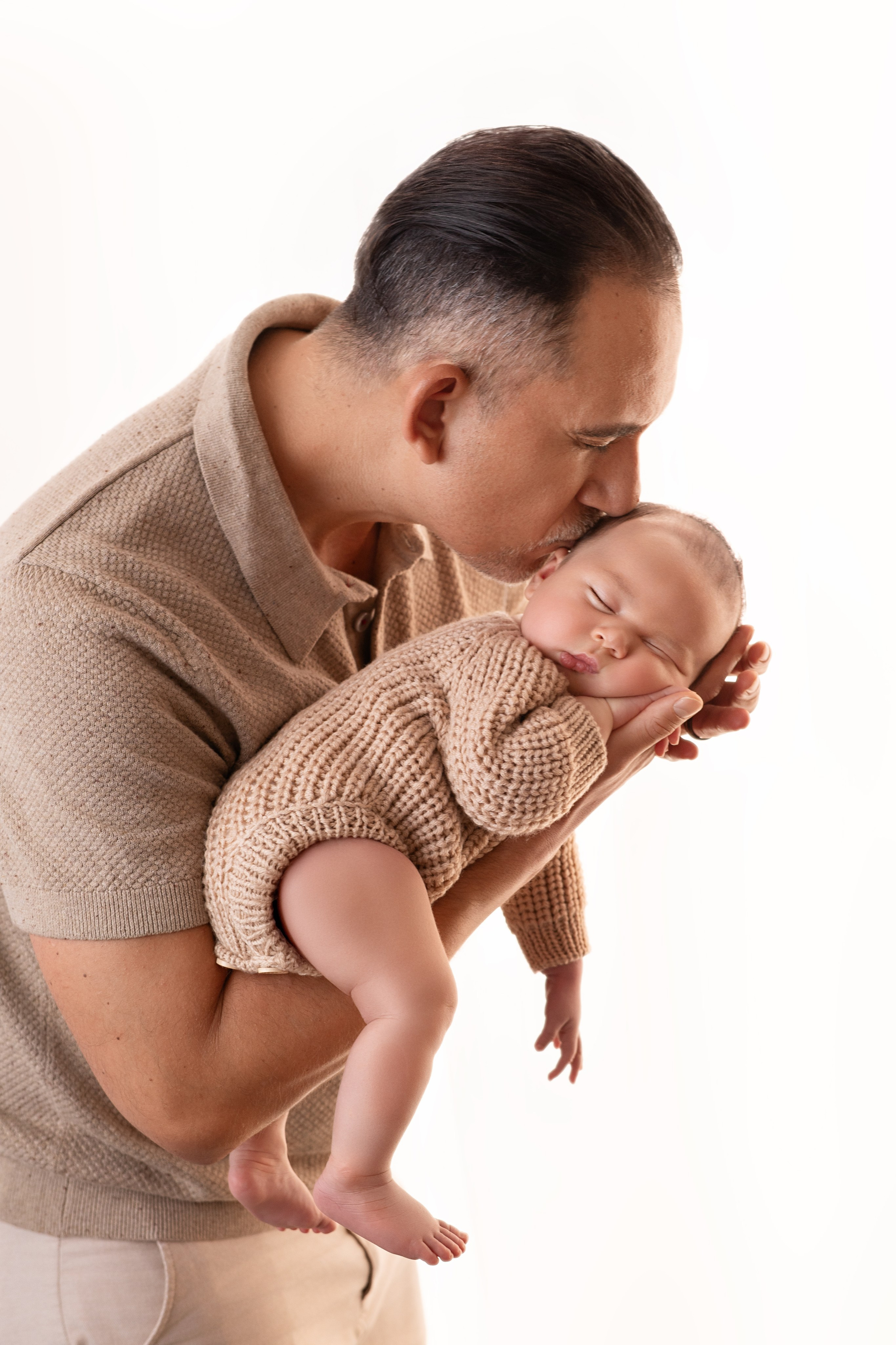 Newborn LifeStyle. Mary Newborn Photo