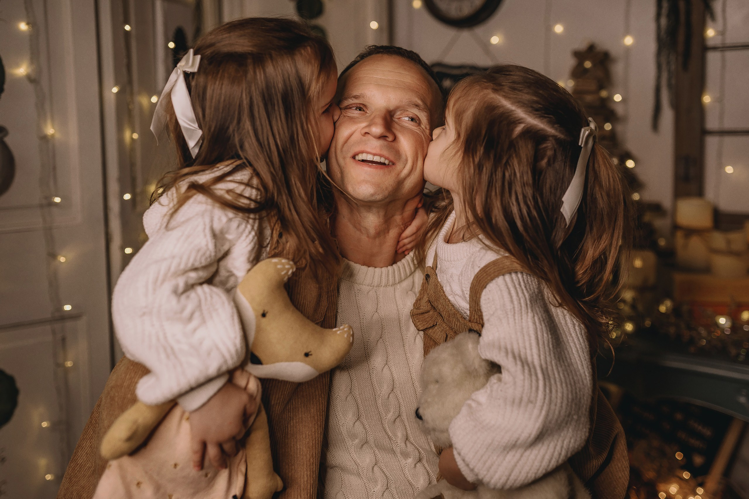 11.26.2025 Christmas Photoshoot. Wedding family event photographer in Chicago Nick Yushevich