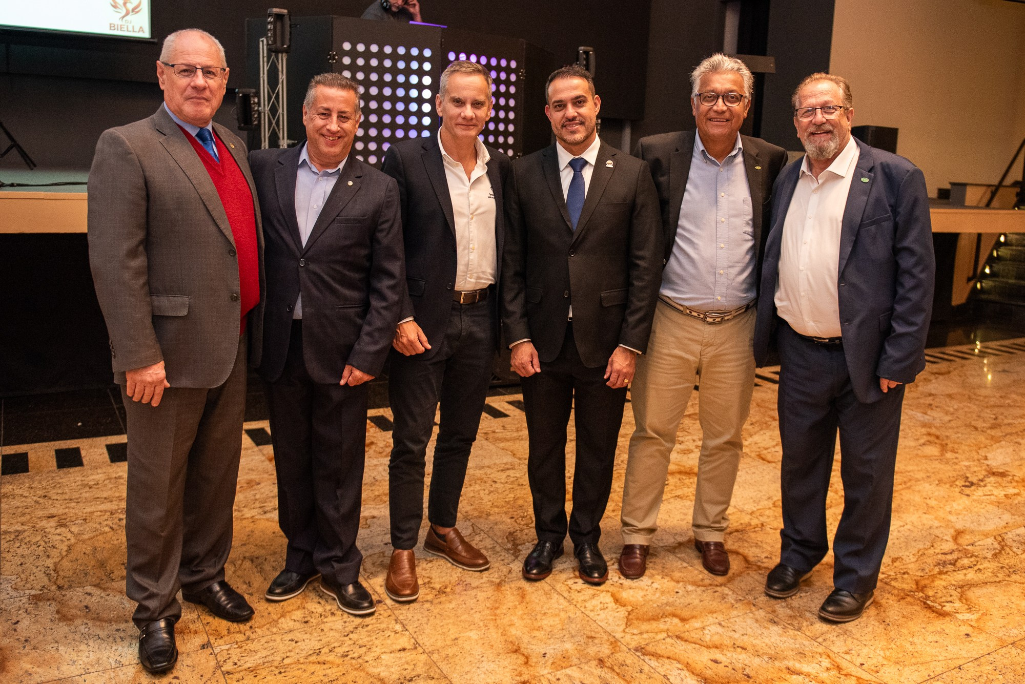 Clube dos Corretores de Seguros do ABC. 78 Imagens