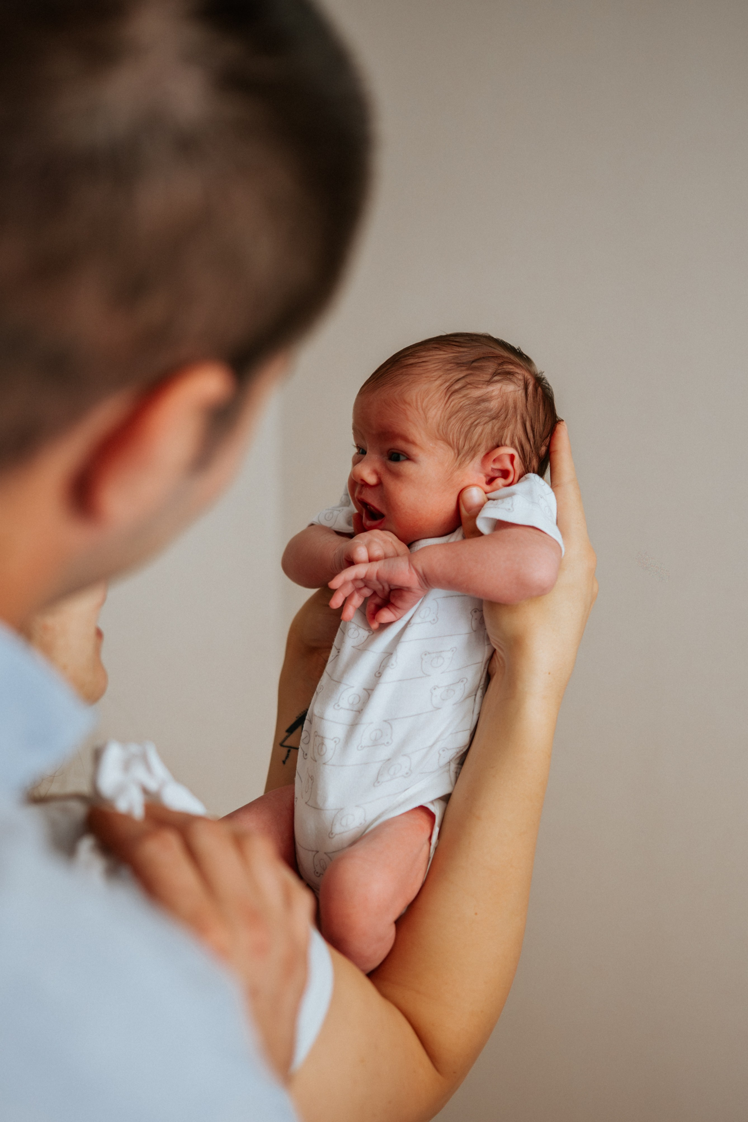Balša - fotografisanje bebe kod kuće. Dečiji i porodični fotograf