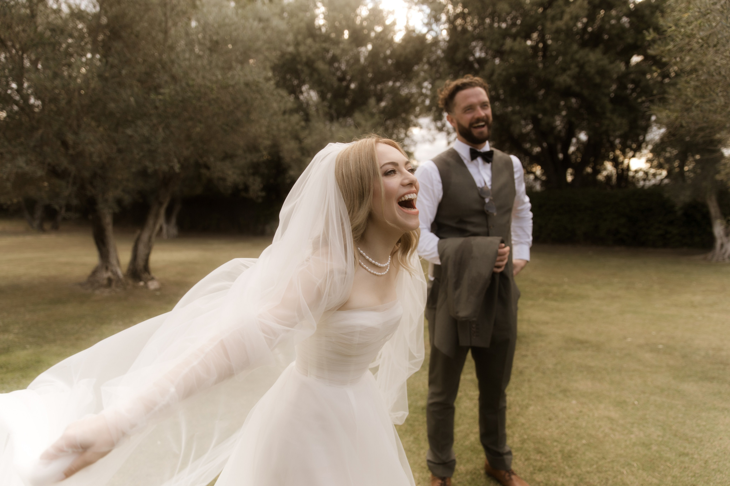 PJ & Yonna. Hotel Castell d’Emporda. Paola fotógrafo / videografo de bodas en Barcelona