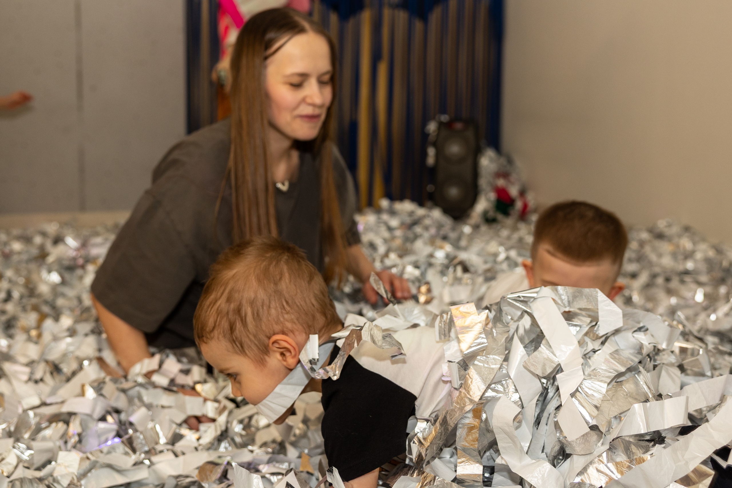 День рождения Артёма 24 января 2026 года. Семейный и детский фотограф в Варшаве Мила Бобровская