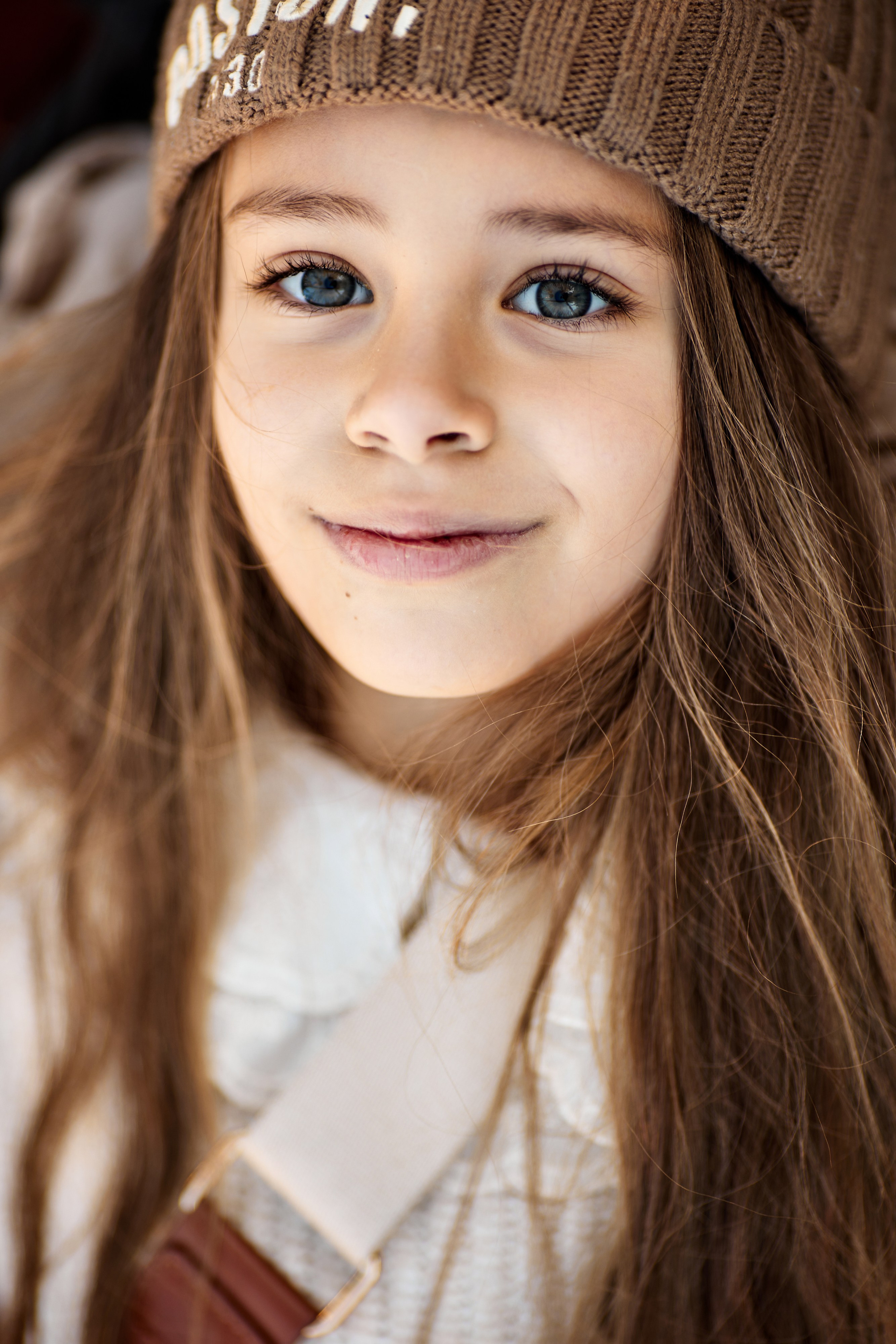 Family photo shoot for a millionaire blogger. Destination wedding and fashion photographer in Riga Igor Davidovich