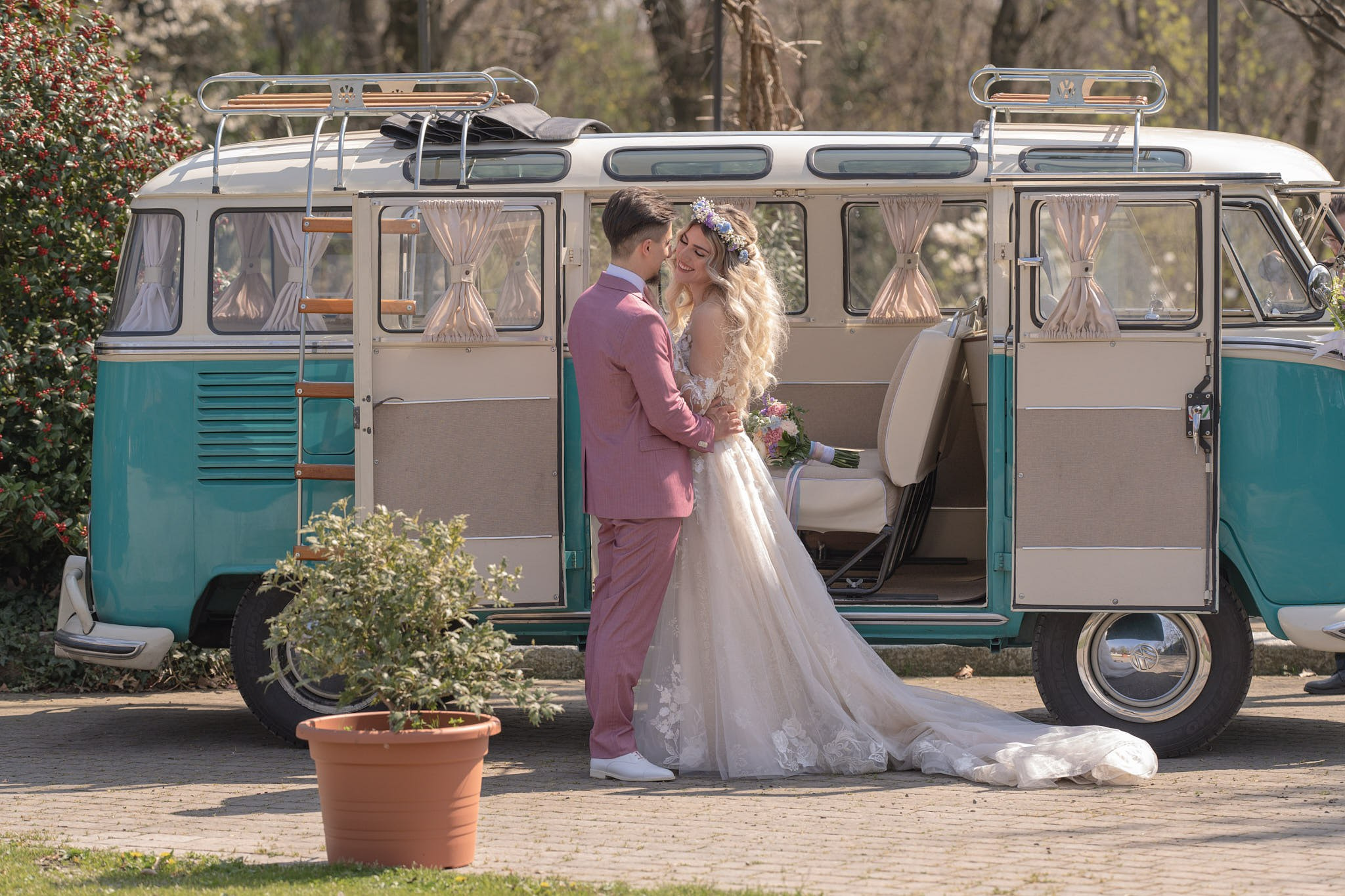 Angelo & Claudia. Fotografo matrimonio Lago di Como Ferrari Media Production