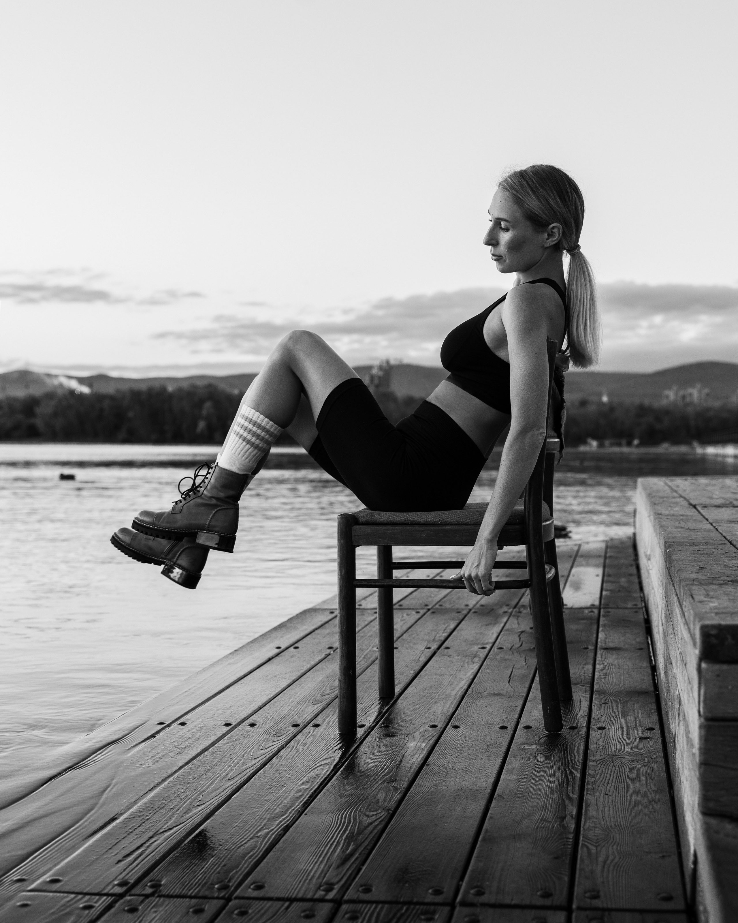 Рассвет. Стул. Фотограф в Барселоне Жанна Захарченко