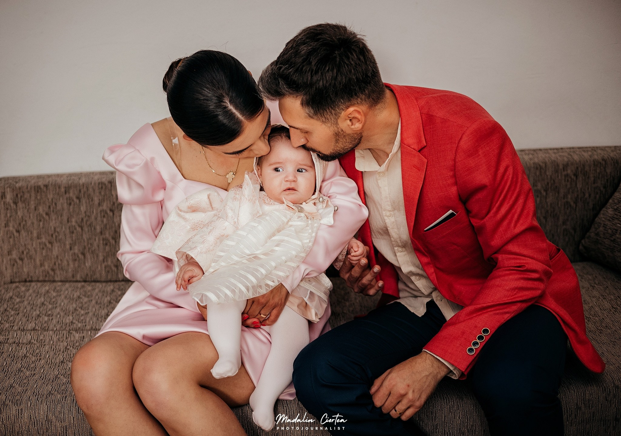 Fotografie botez Alba Iulia. Mădălin Ciortea - fotograf de nuntă și de familie | Dream Art Events