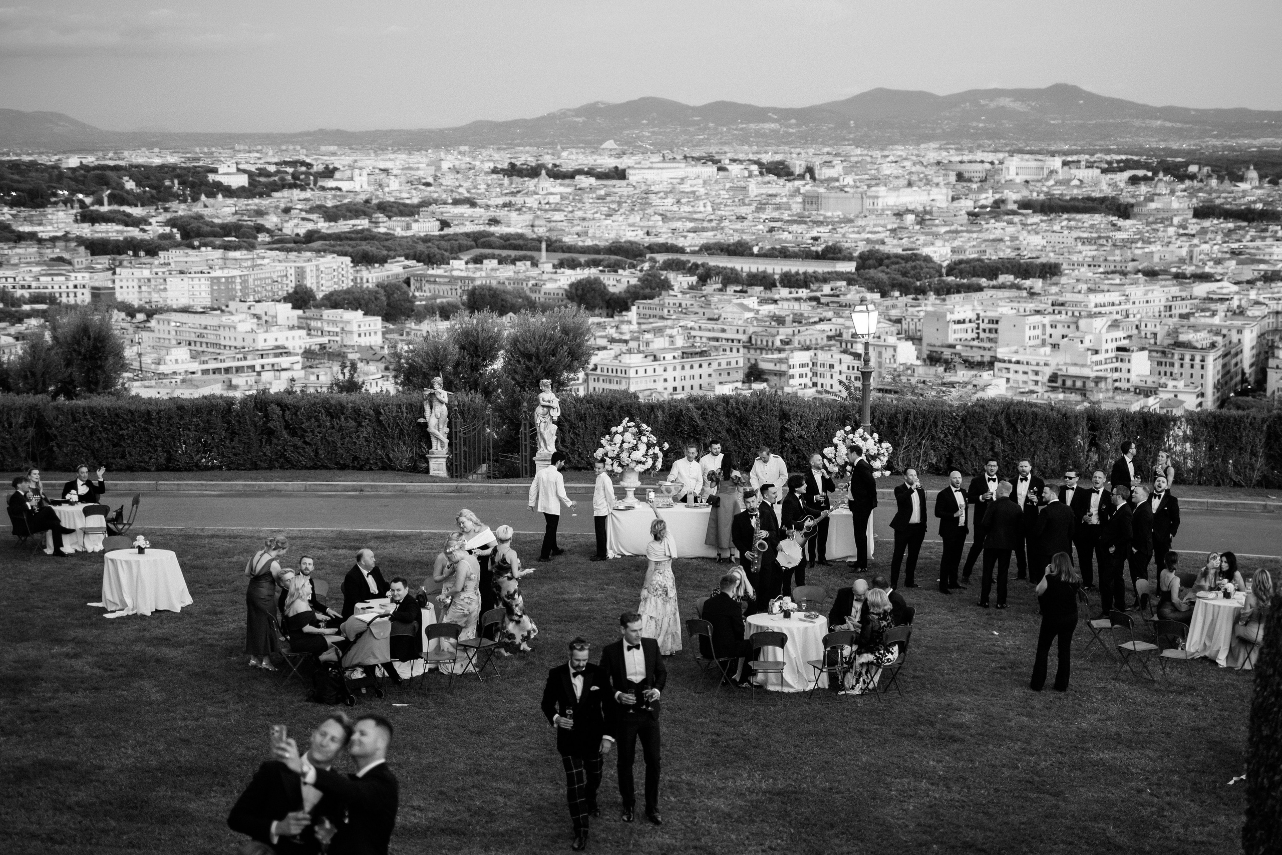 Wedding Photographer Rome Tuscany Como Sicily Puglia Amalfy Italy- Oksana Savenchuk