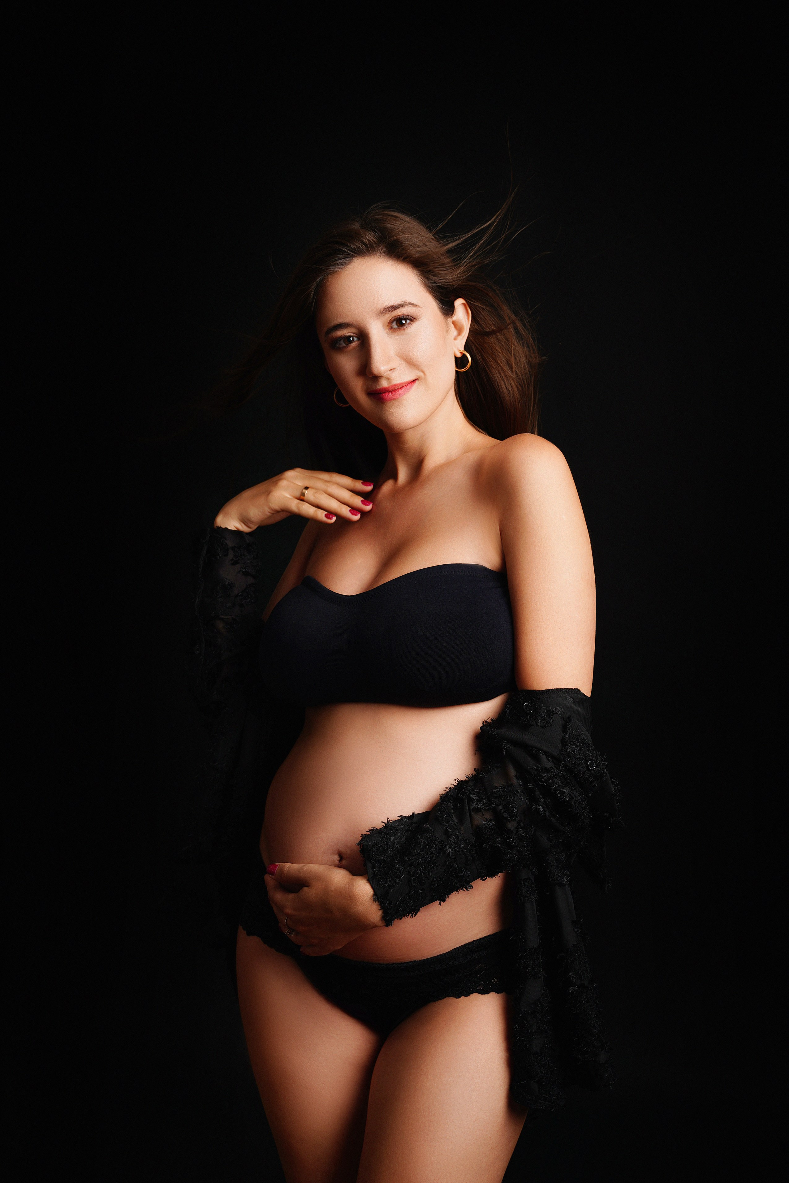 Babybauch Shooting Outfit: Stilvoll, bequem, individuell. Neugeborenenfotografin und Retoucher in Augsburg Nastassia Schneider