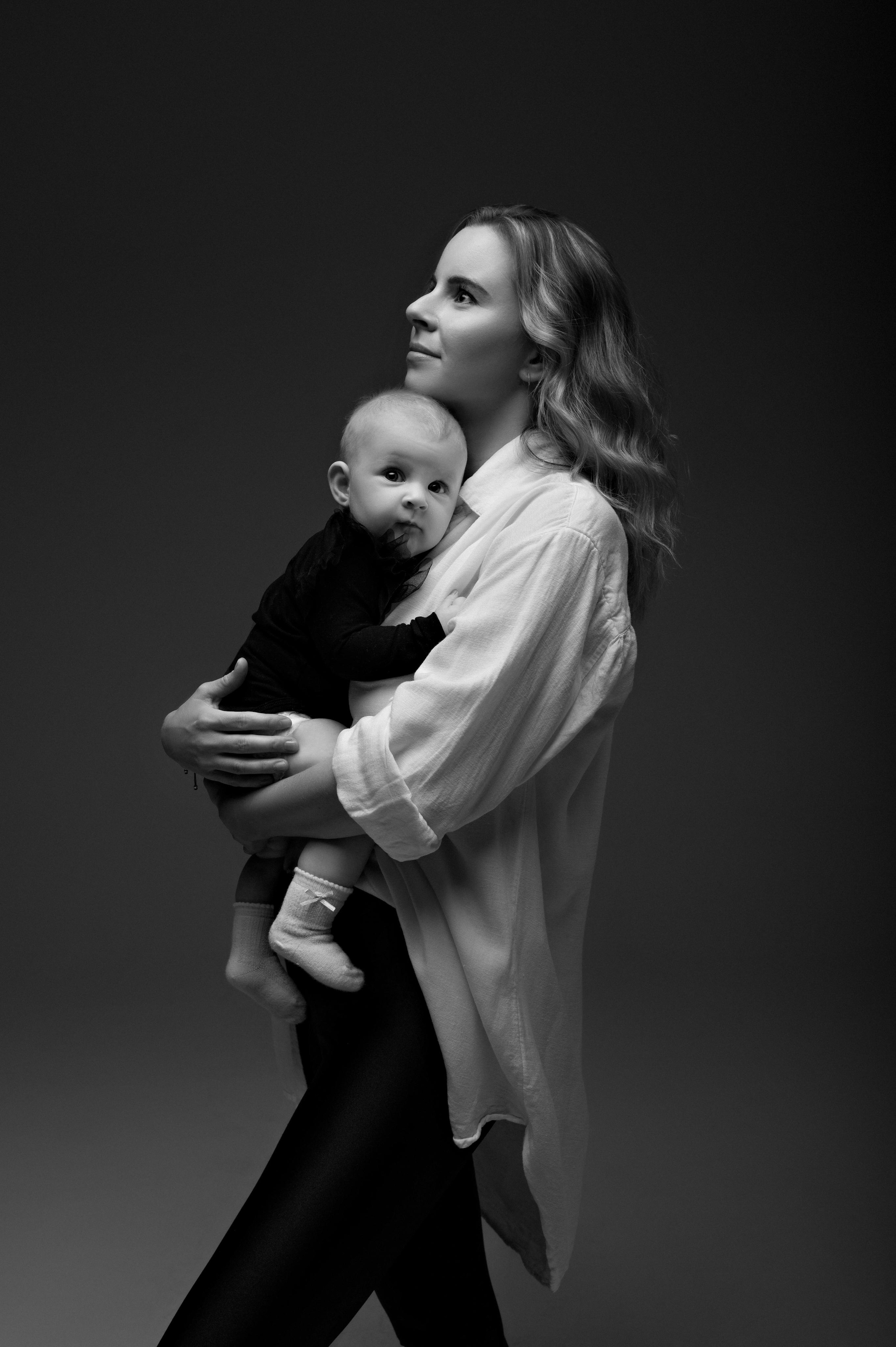 Matej & Michaela & Meliska. Krása tehotenstva v objektíve — Maria Milosovic, tehotenská fotografka