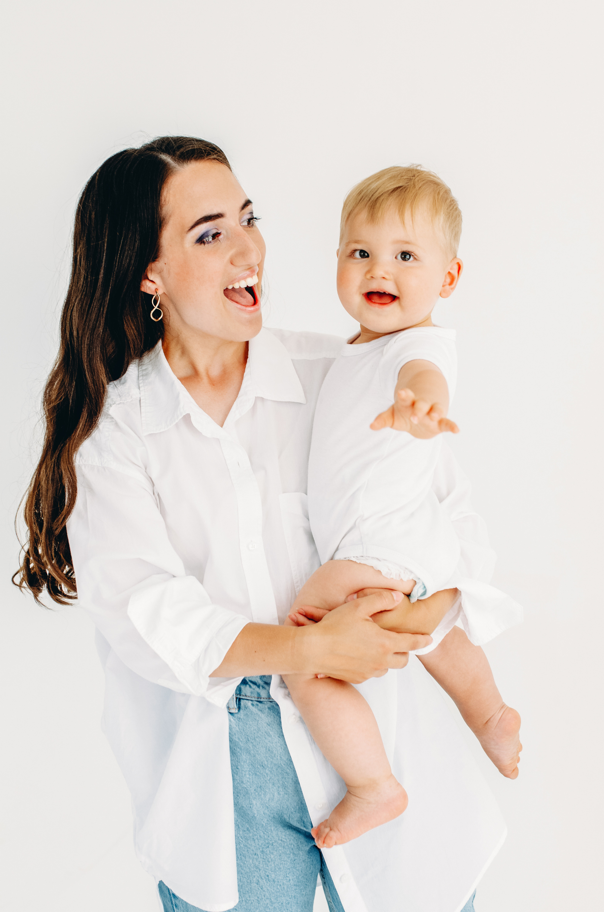 Album. Krása tehotenstva v objektíve — Maria Milosovic, tehotenská fotografka