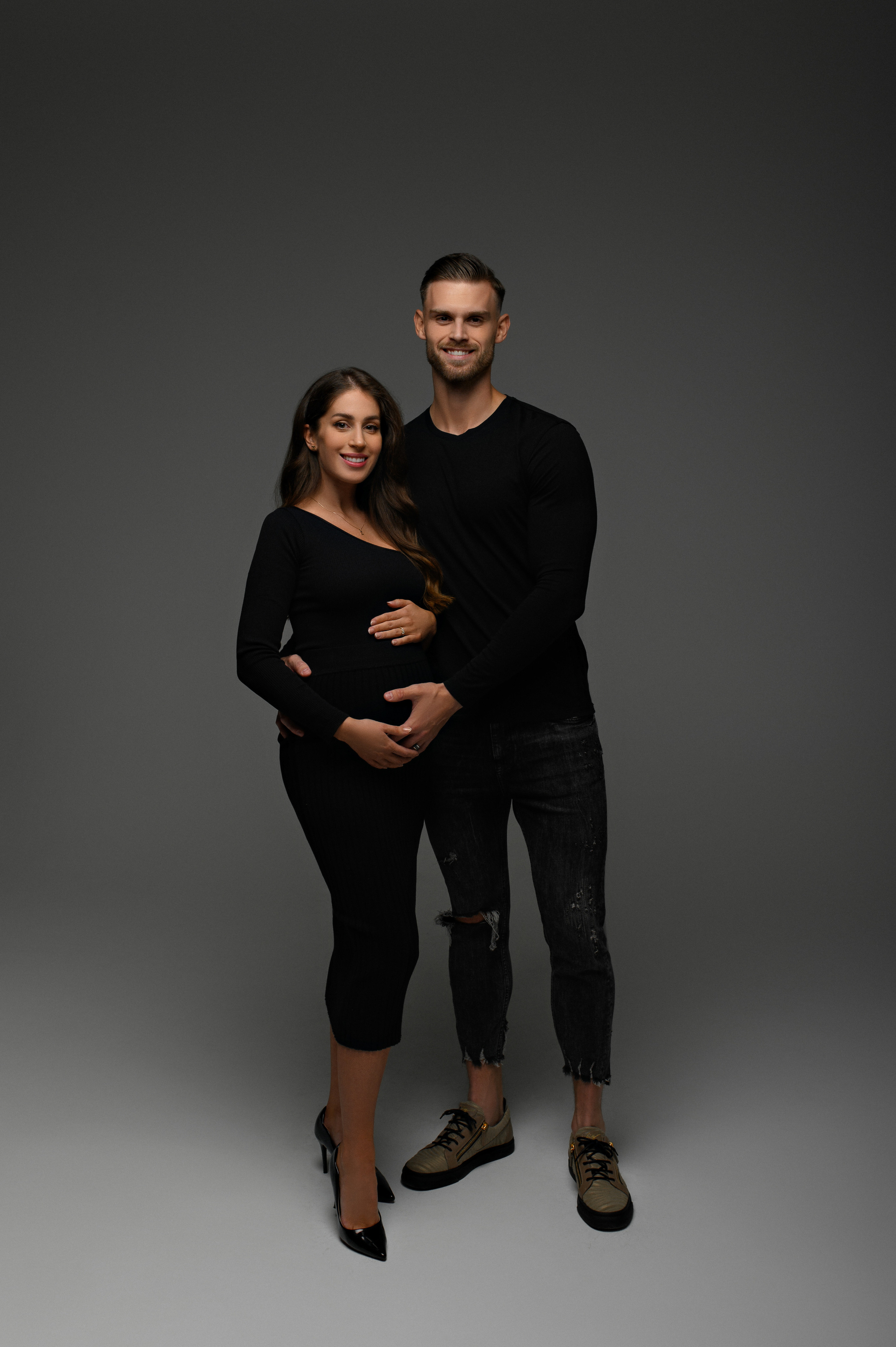 Zuzana & Roman. Krása tehotenstva v objektíve — Maria Milosovic, tehotenská fotografka