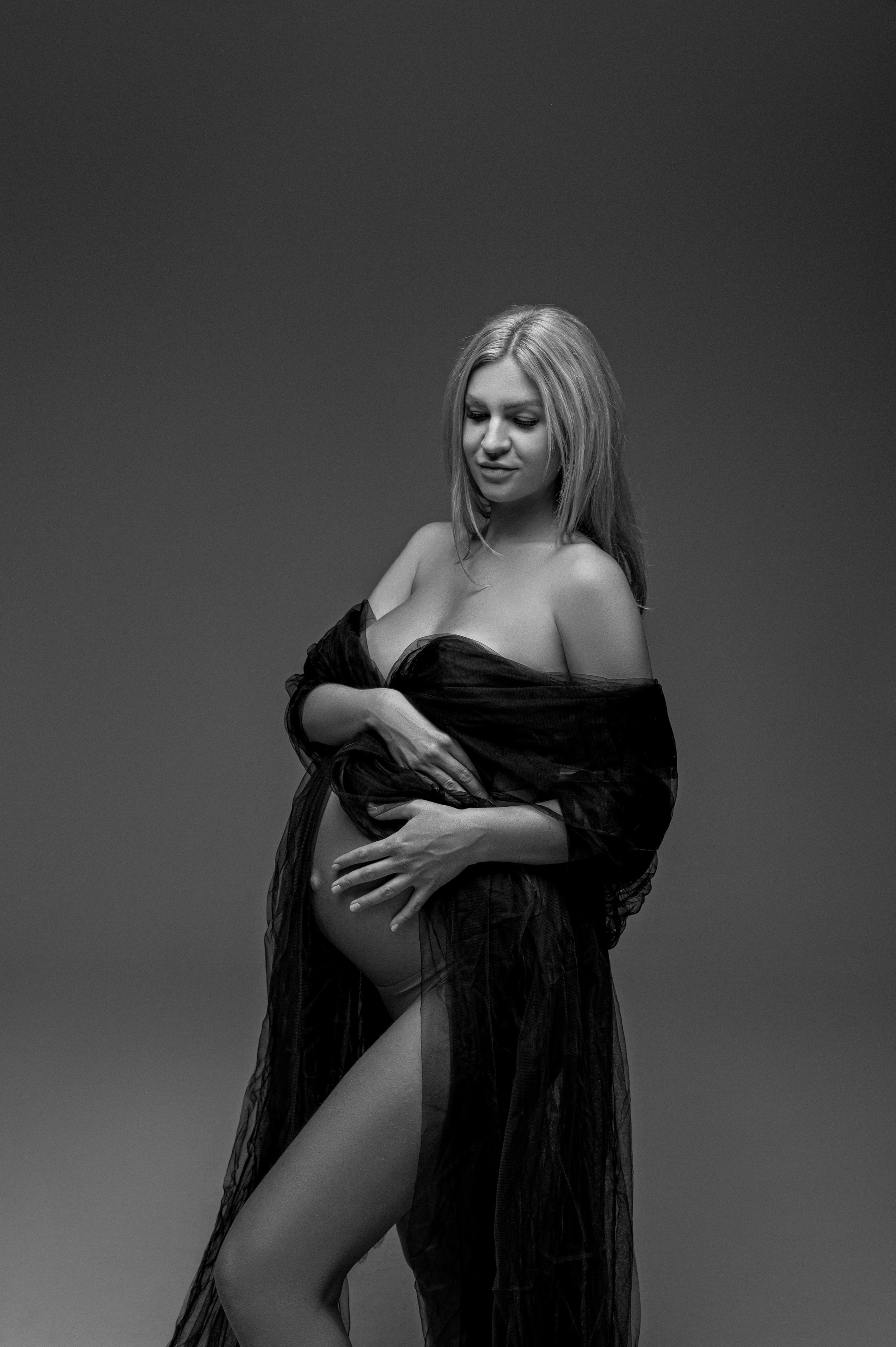 Jana. Krása tehotenstva v objektíve — Maria Milosovic, tehotenská fotografka