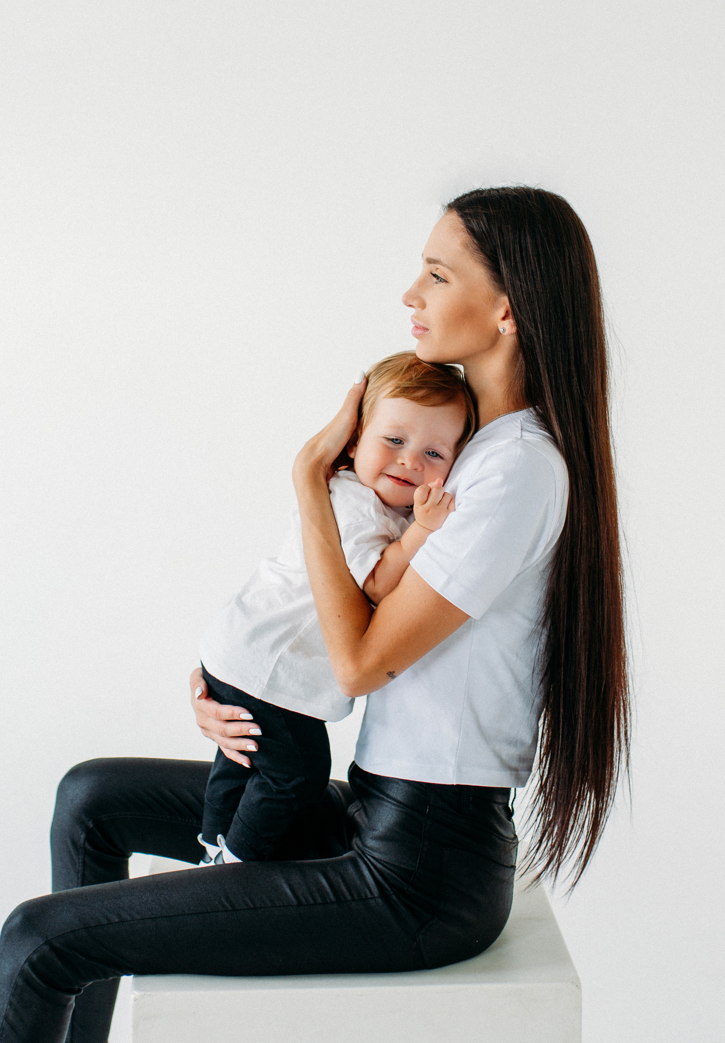 Monika & Leo. Krása tehotenstva v objektíve — Maria Milosovic, tehotenská fotografka