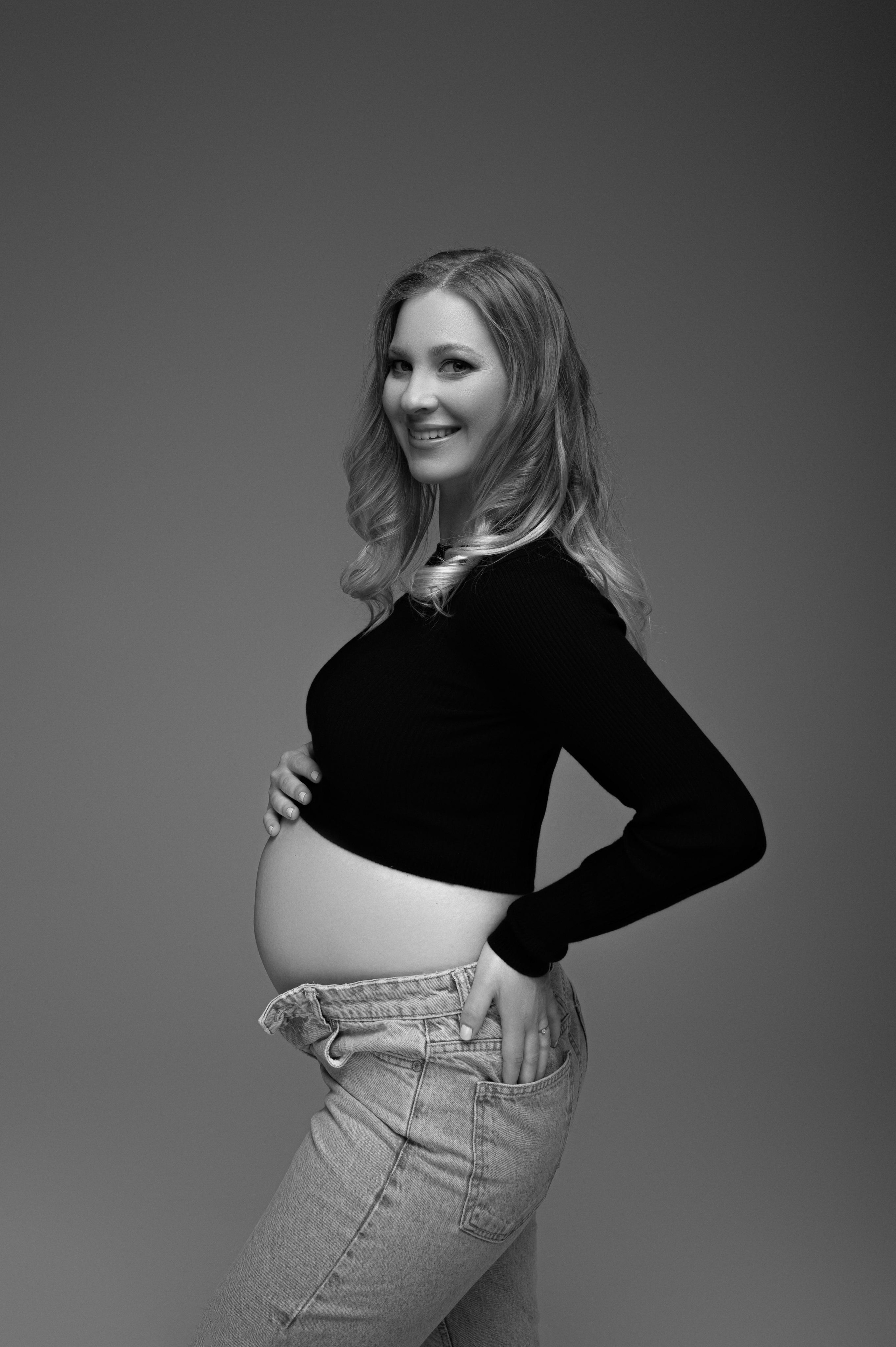 Beata & Peter. Krása tehotenstva v objektíve — Maria Milosovic, tehotenská fotografka