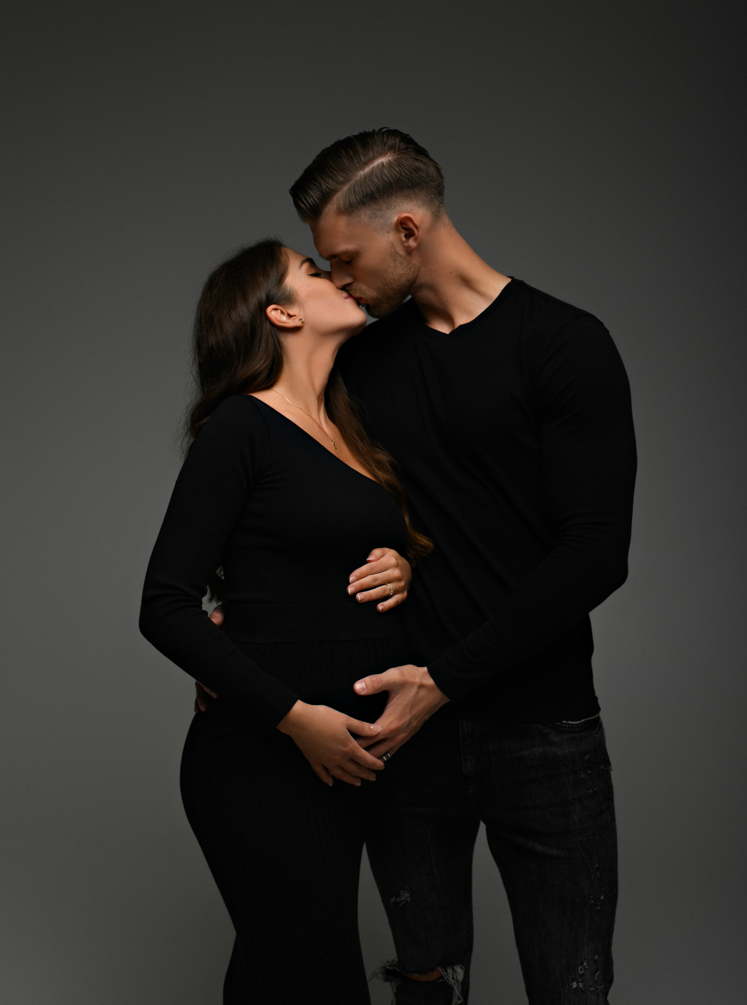 Zuzana & Roman. Krása tehotenstva v objektíve — Maria Milosovic, tehotenská fotografka