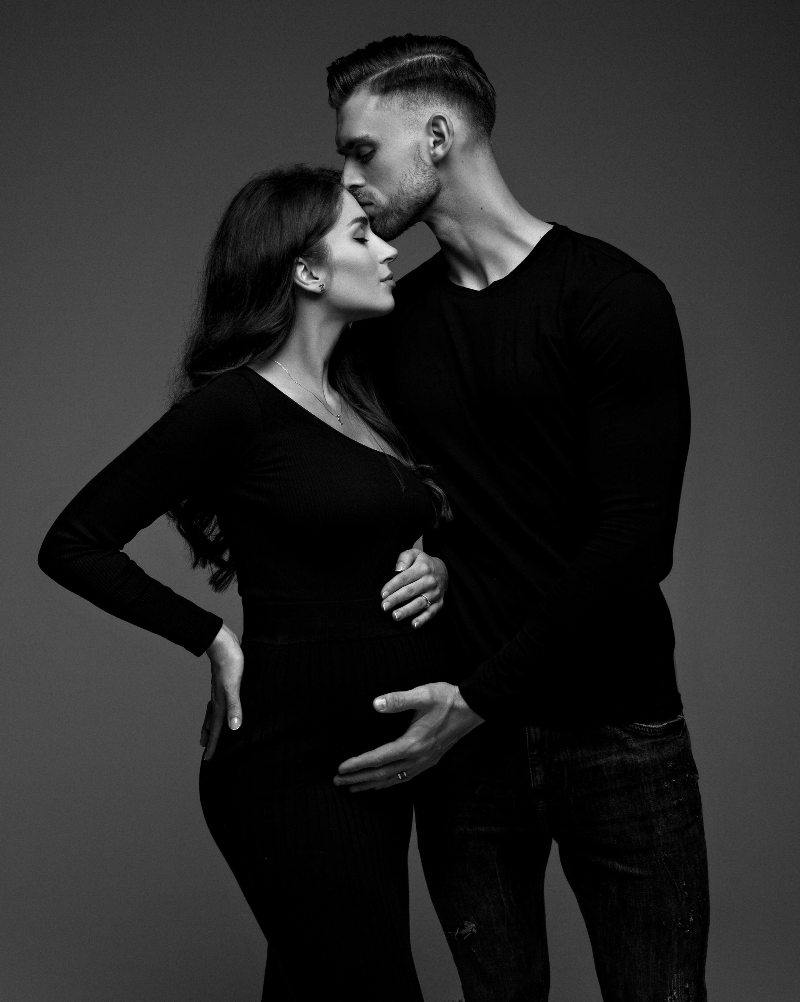 Zuzana & Roman. Krása tehotenstva v objektíve — Maria Milosovic, tehotenská fotografka