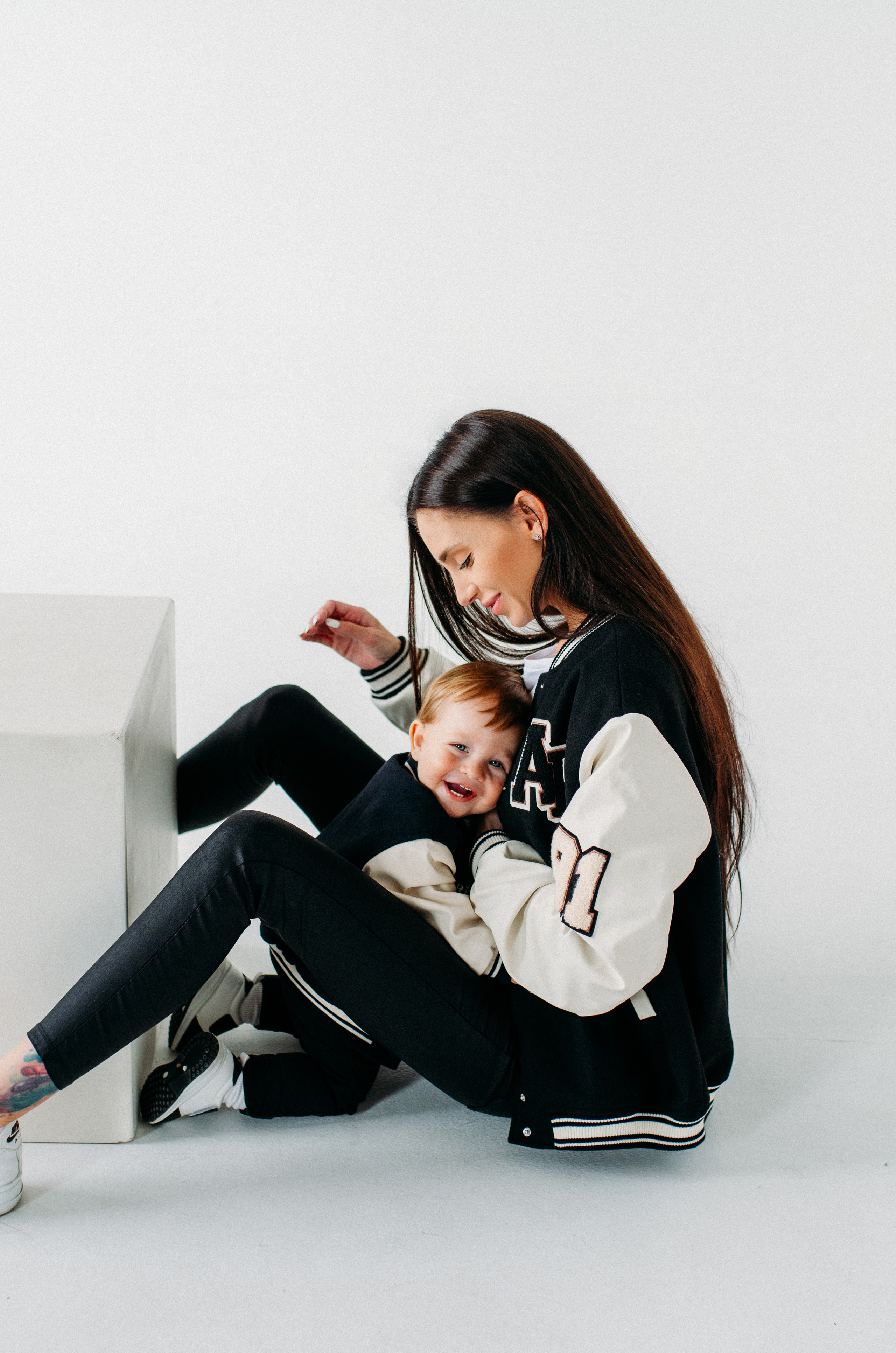 Monika & Leo. Krása tehotenstva v objektíve — Maria Milosovic, tehotenská fotografka