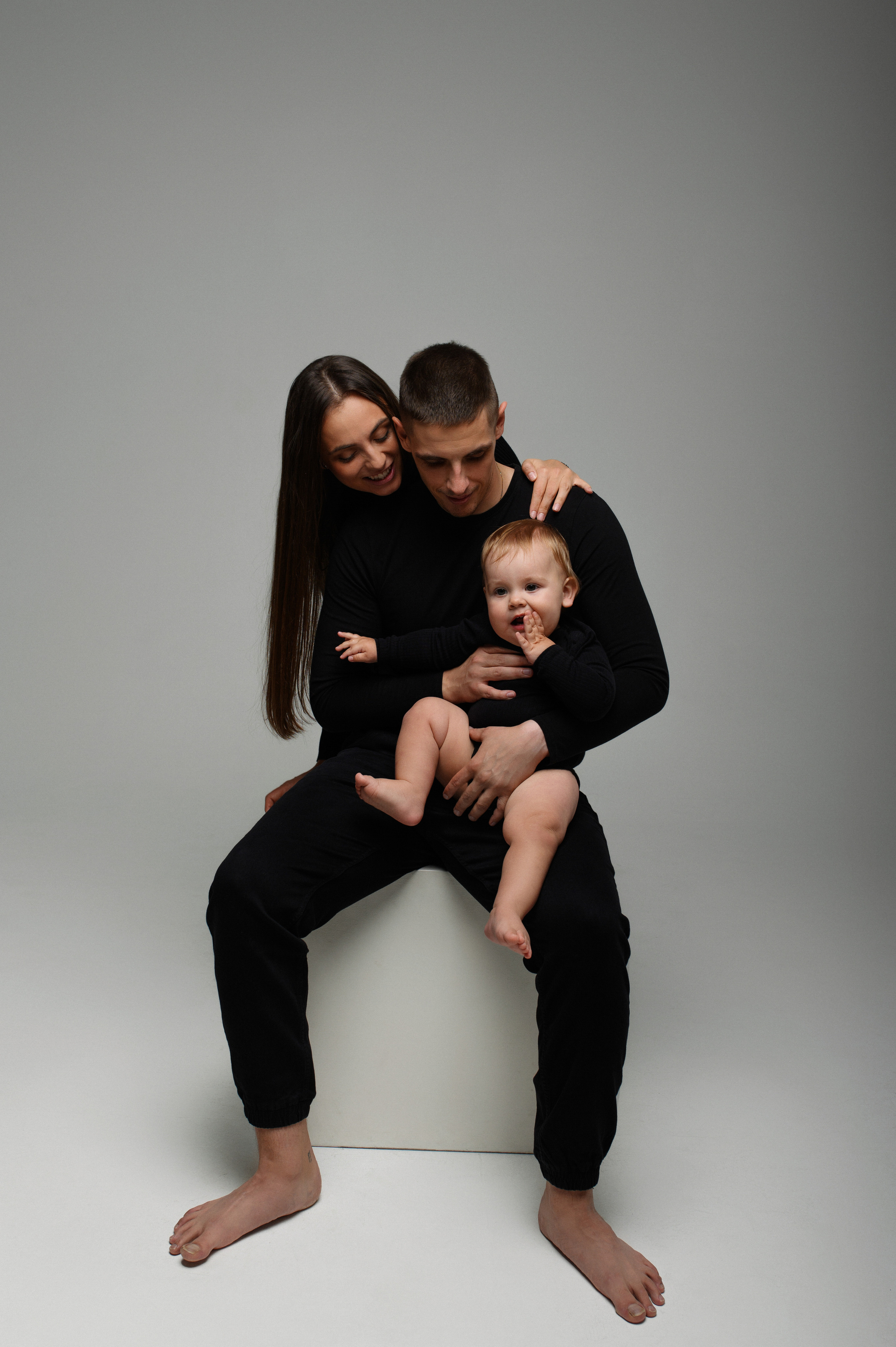 Adrian & Dušana & Sebastian. Krása tehotenstva v objektíve — Maria Milosovic, tehotenská fotografka