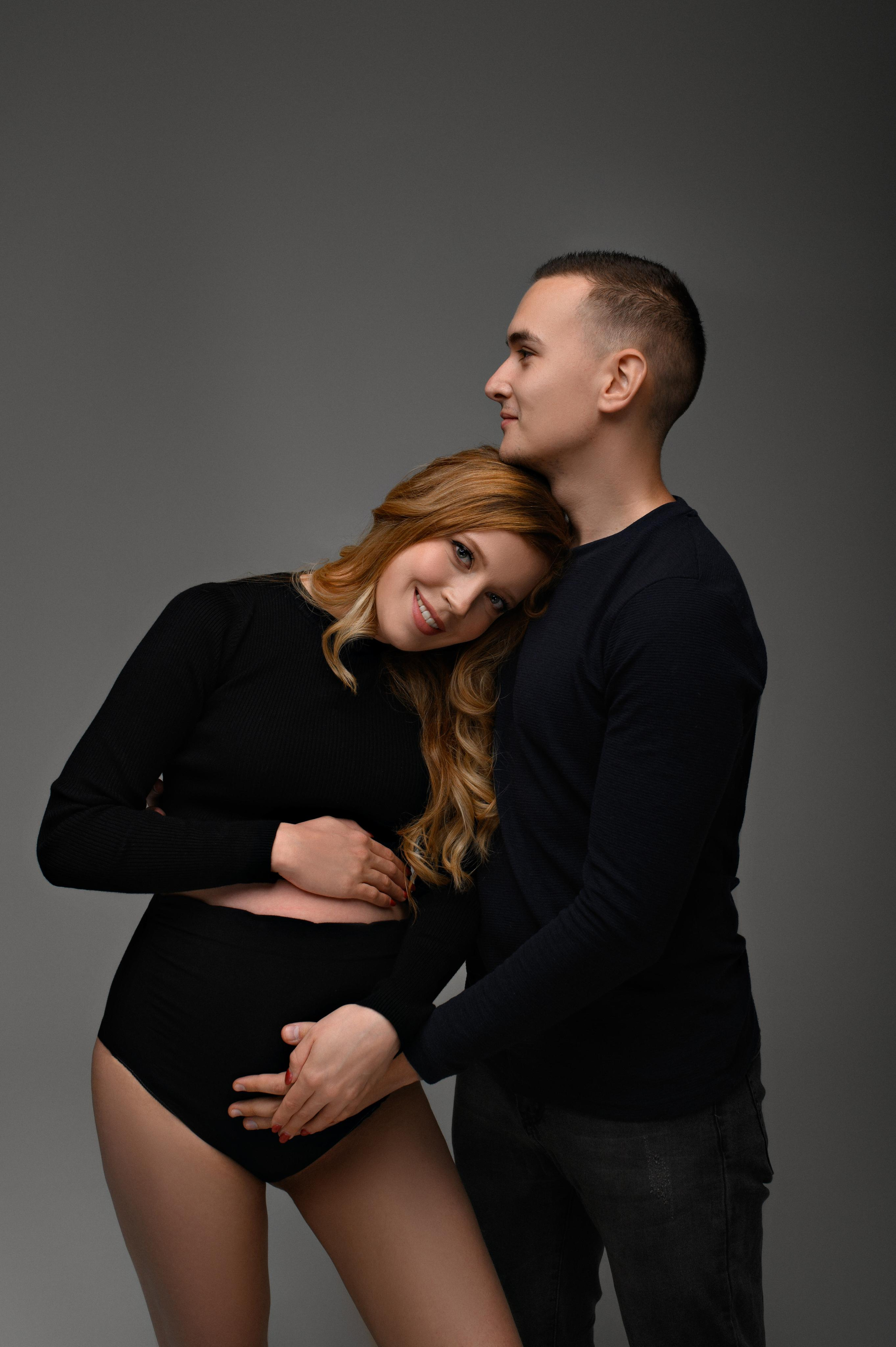 Monika. Krása tehotenstva v objektíve — Maria Milosovic, tehotenská fotografka