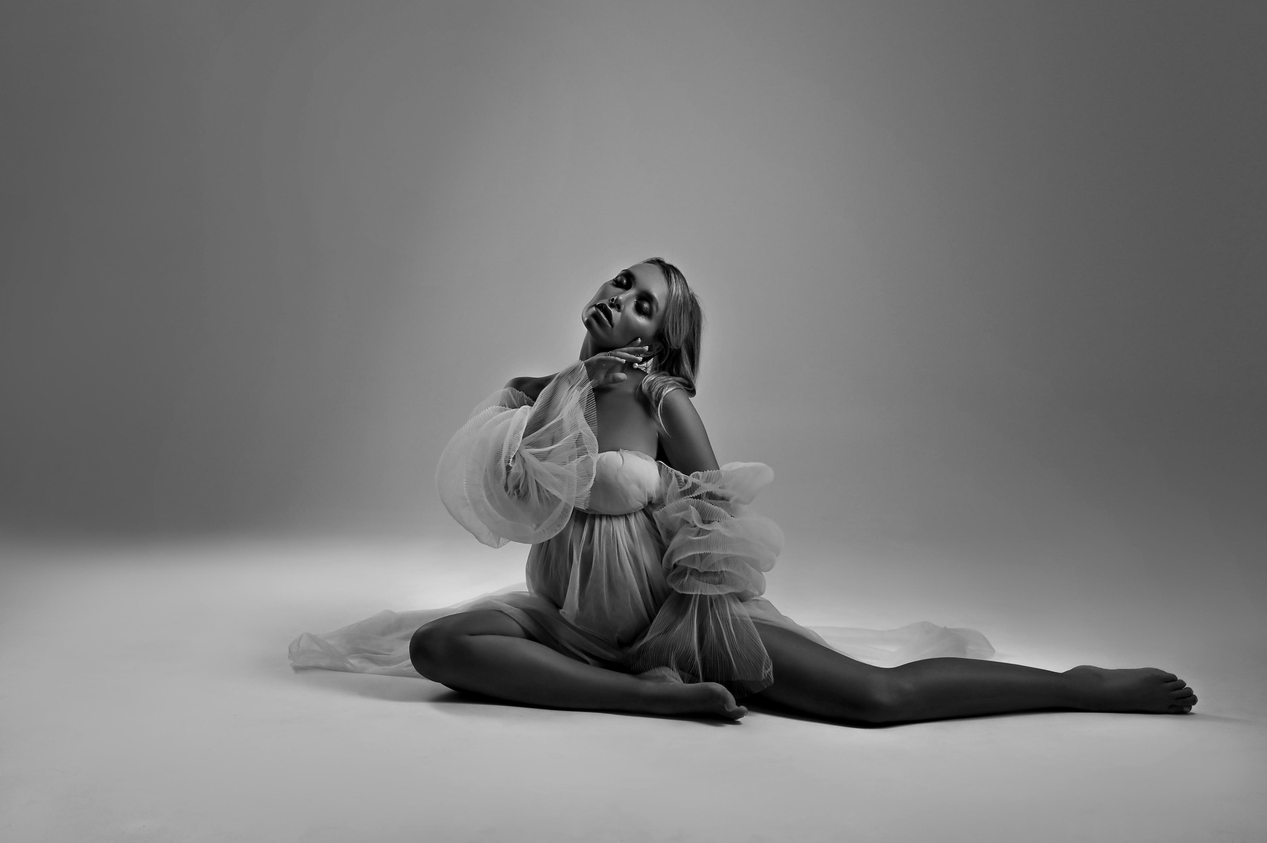 Vladislava. Krása tehotenstva v objektíve — Maria Milosovic, tehotenská fotografka