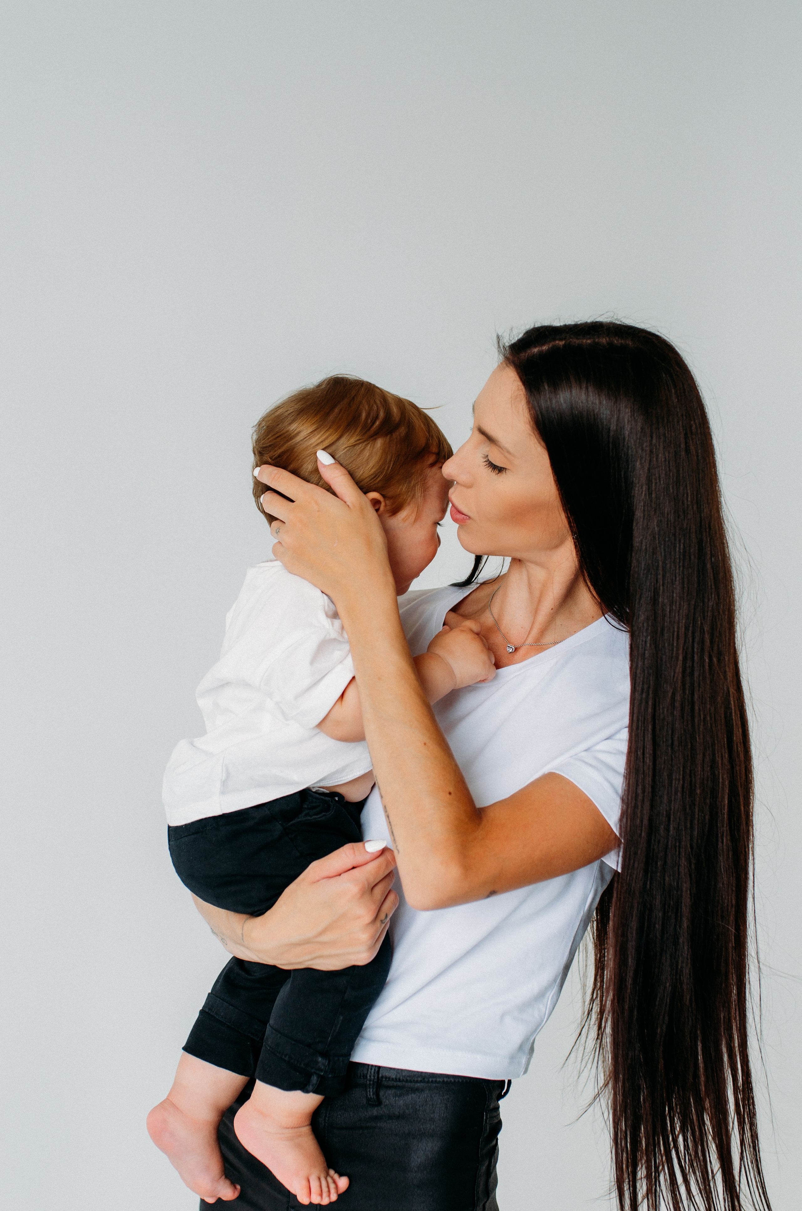 Monika & Leo. Krása tehotenstva v objektíve — Maria Milosovic, tehotenská fotografka