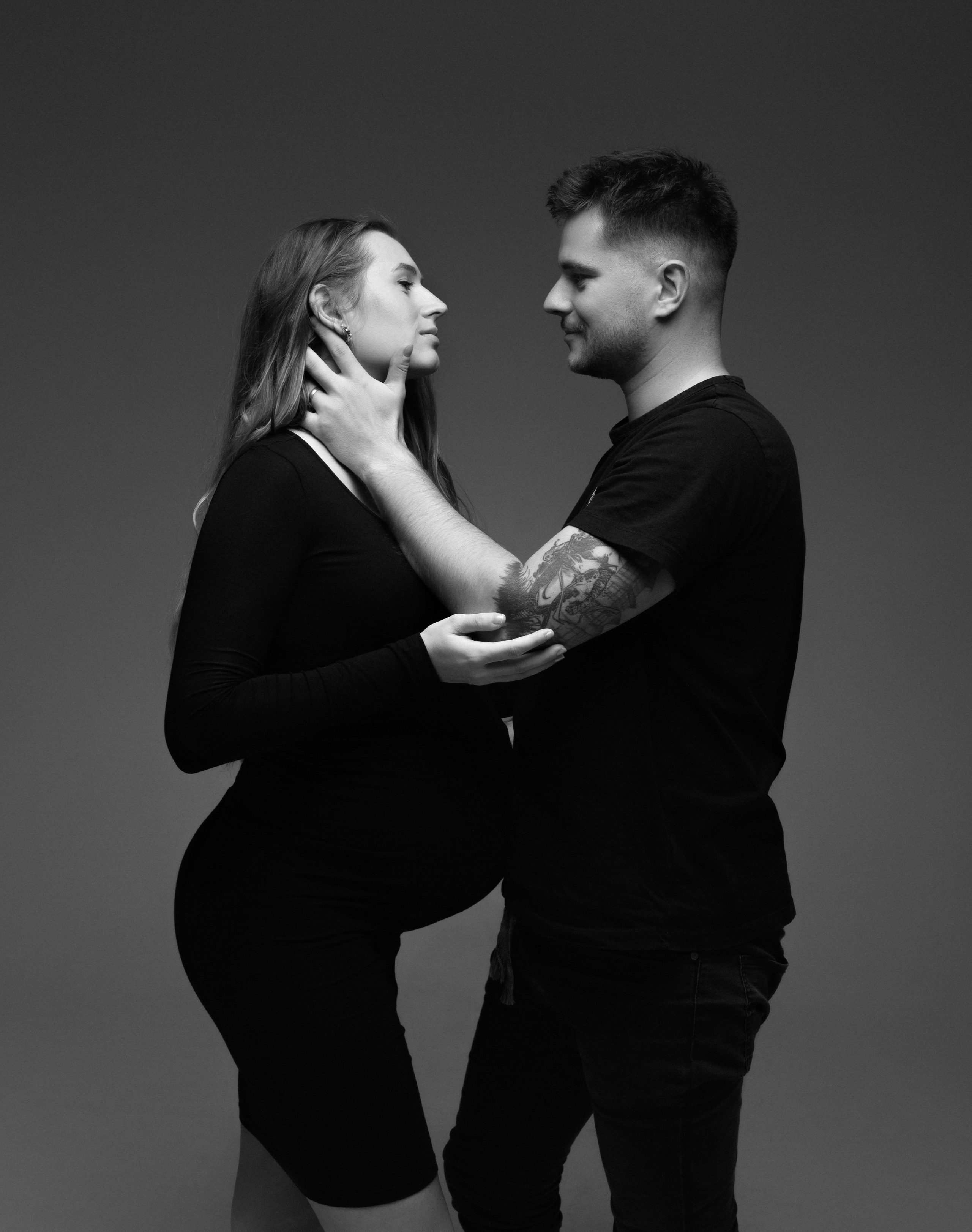 Stefania & Jozef. Krása tehotenstva v objektíve — Maria Milosovic, tehotenská fotografka