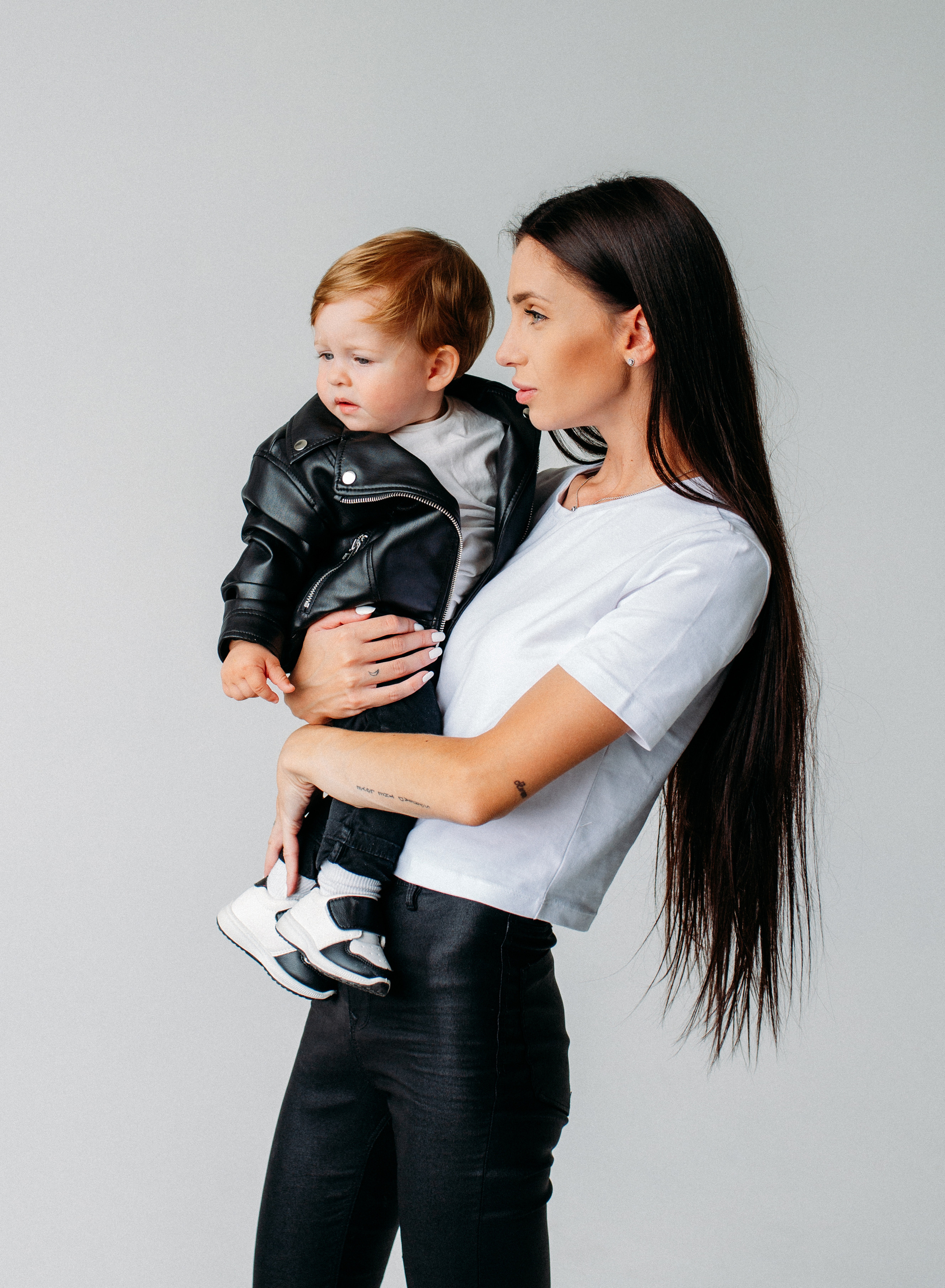 Monika & Leo. Krása tehotenstva v objektíve — Maria Milosovic, tehotenská fotografka