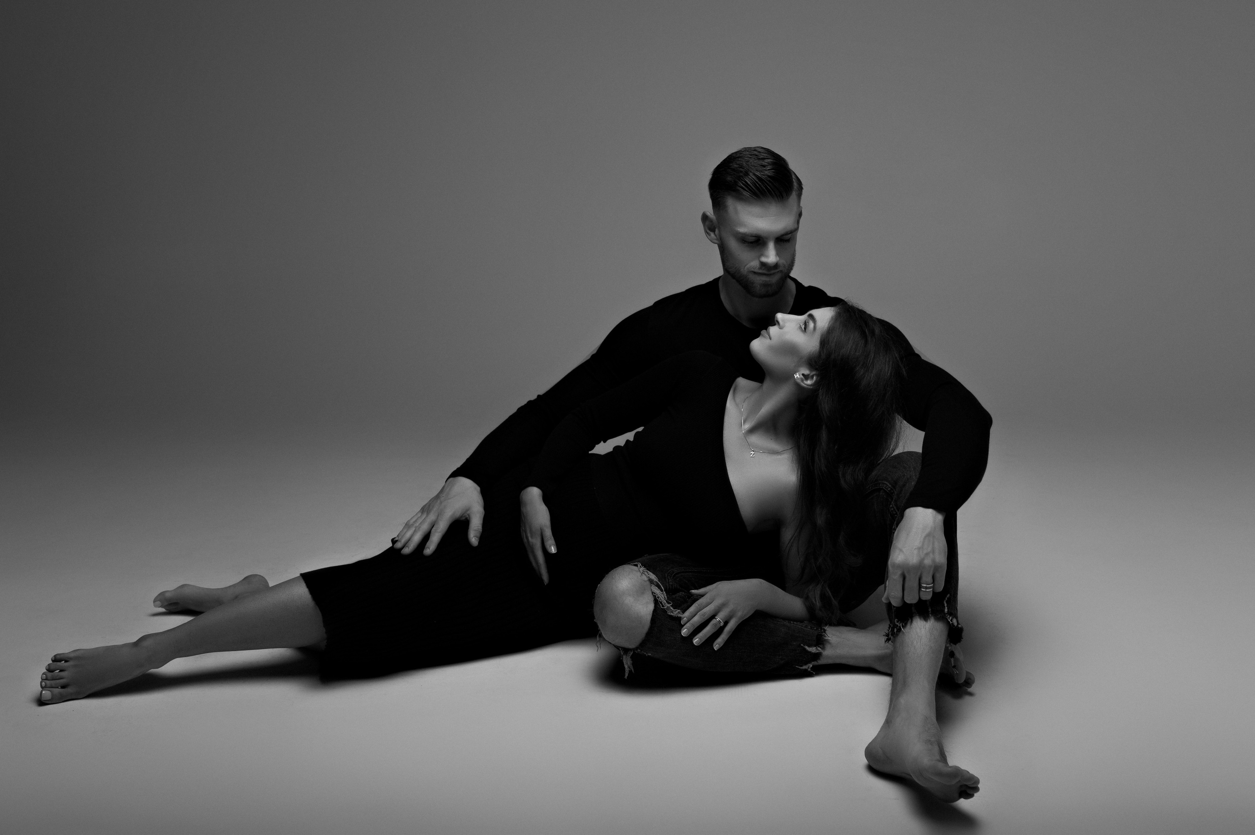 Zuzana & Roman. Krása tehotenstva v objektíve — Maria Milosovic, tehotenská fotografka