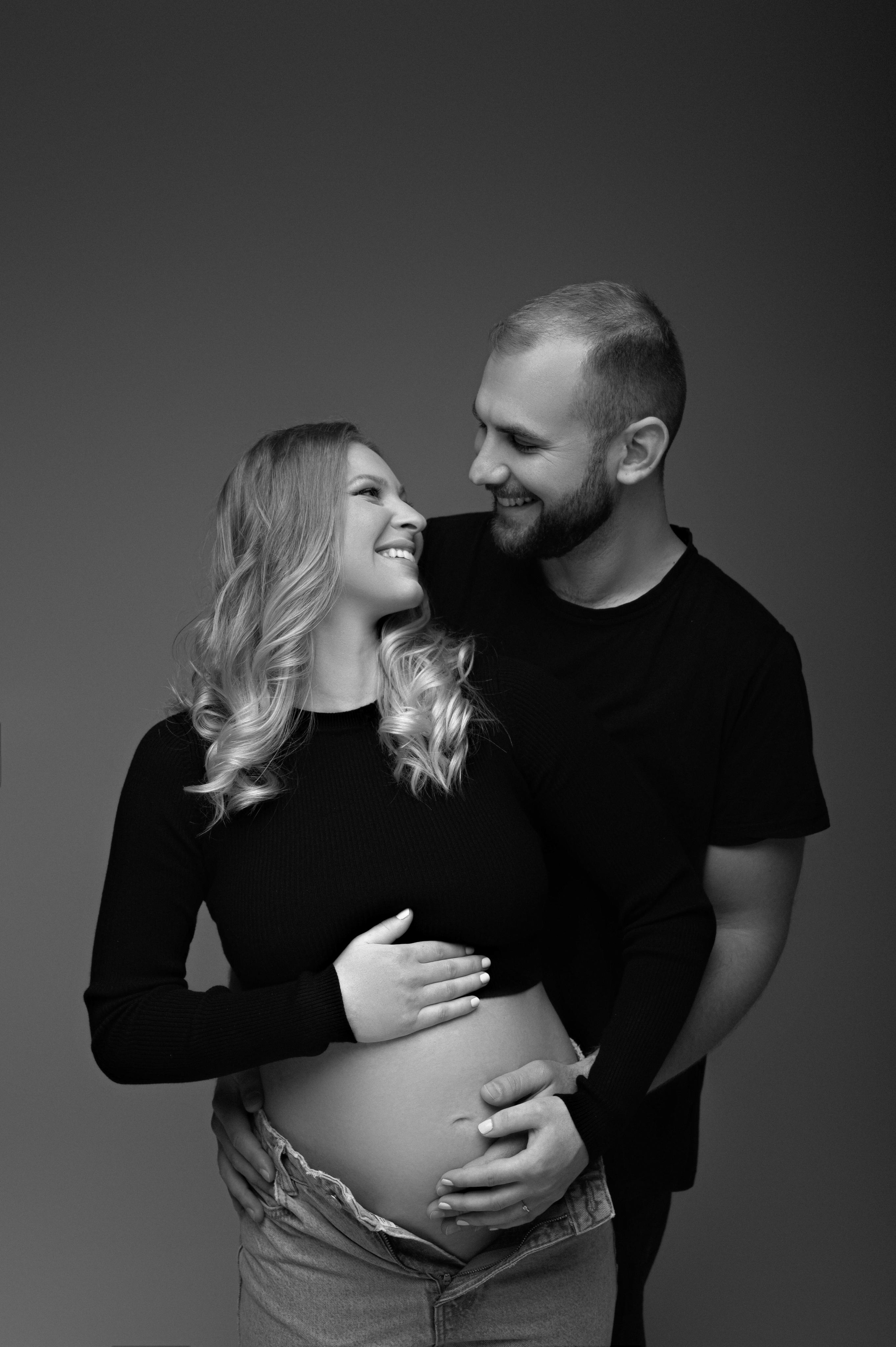 Beata & Peter. Krása tehotenstva v objektíve — Maria Milosovic, tehotenská fotografka