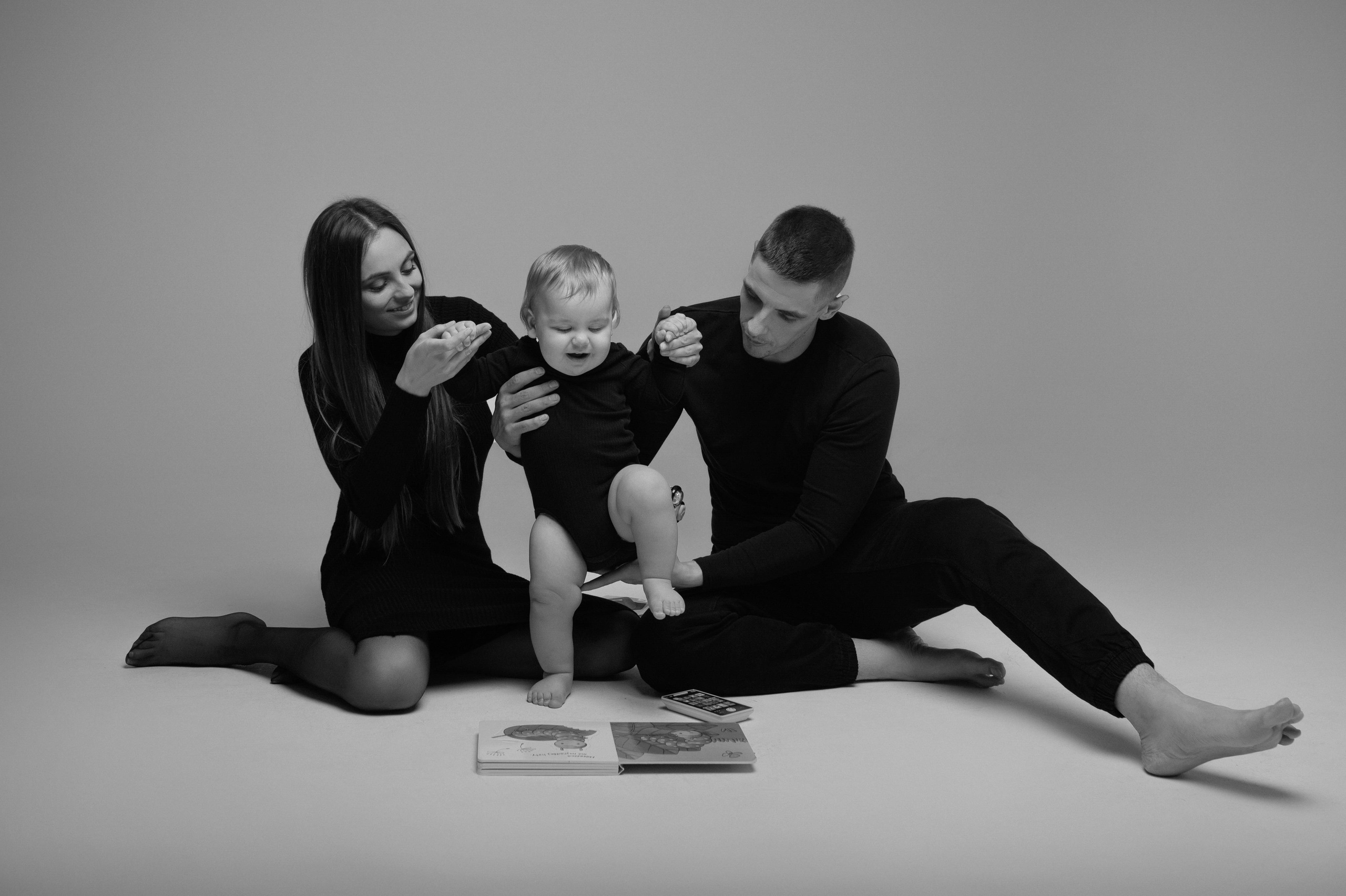 Adrian & Dušana & Sebastian. Krása tehotenstva v objektíve — Maria Milosovic, tehotenská fotografka