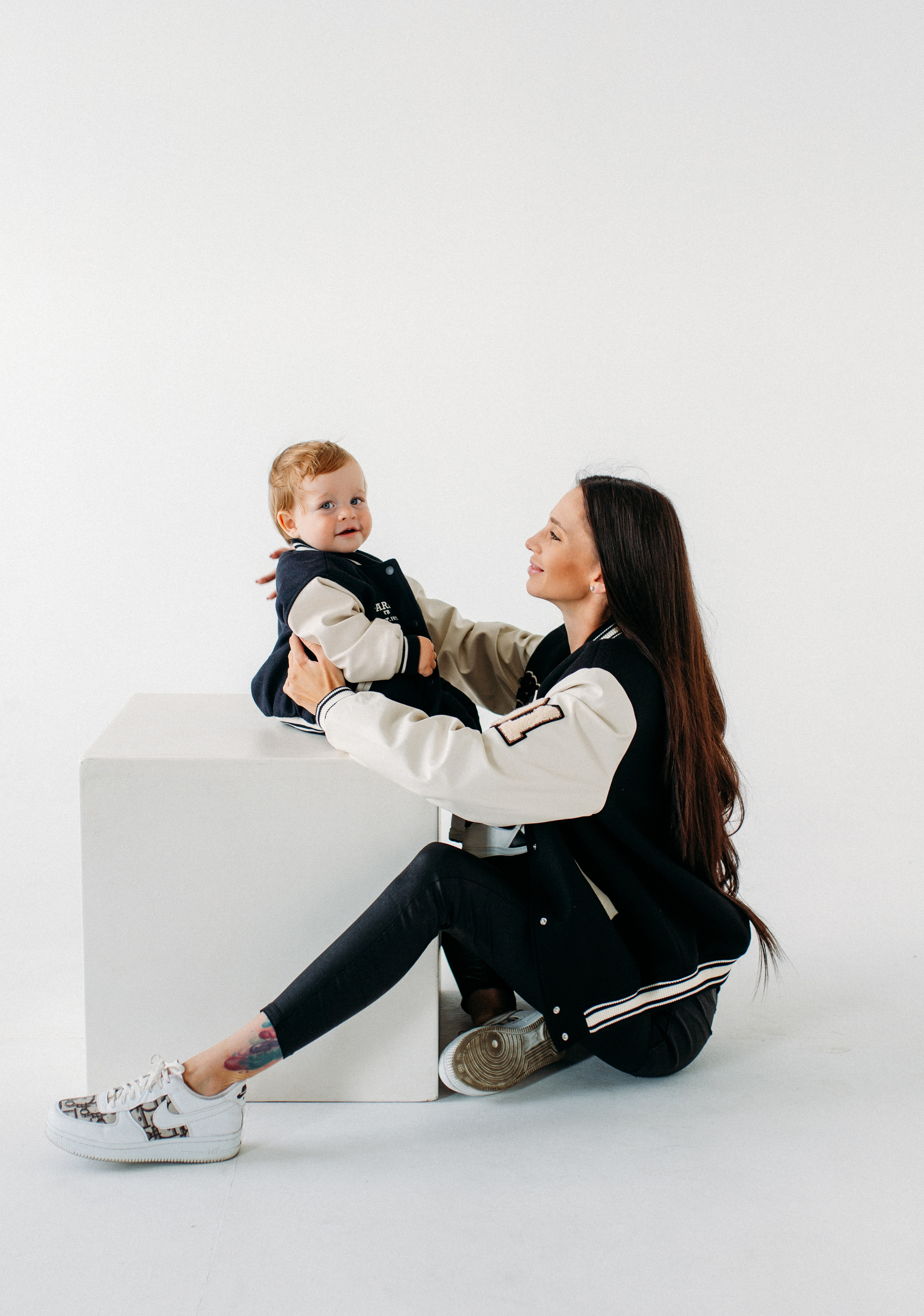 Monika & Leo. Krása tehotenstva v objektíve — Maria Milosovic, tehotenská fotografka