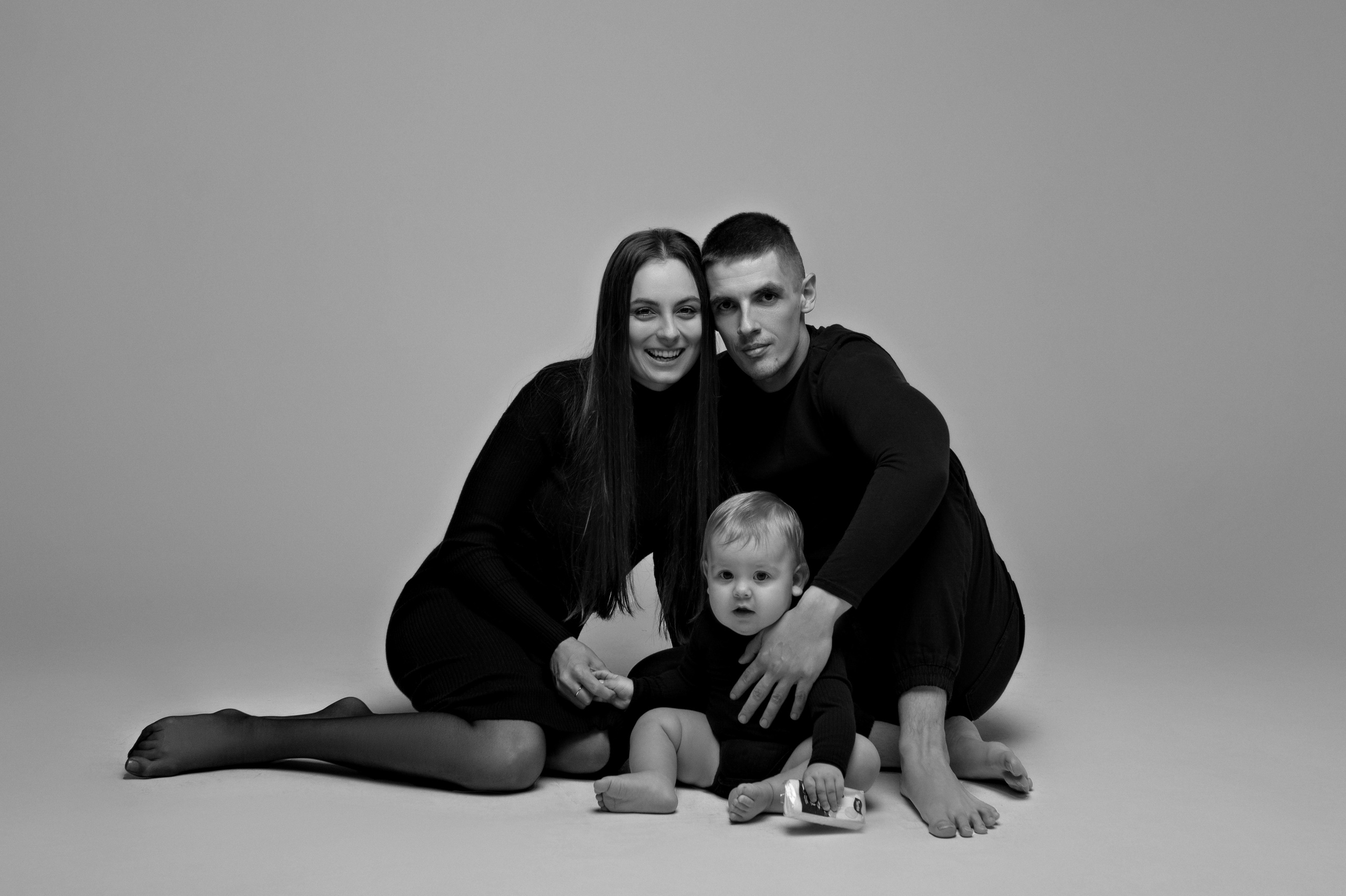 Adrian & Dušana & Sebastian. Krása tehotenstva v objektíve — Maria Milosovic, tehotenská fotografka