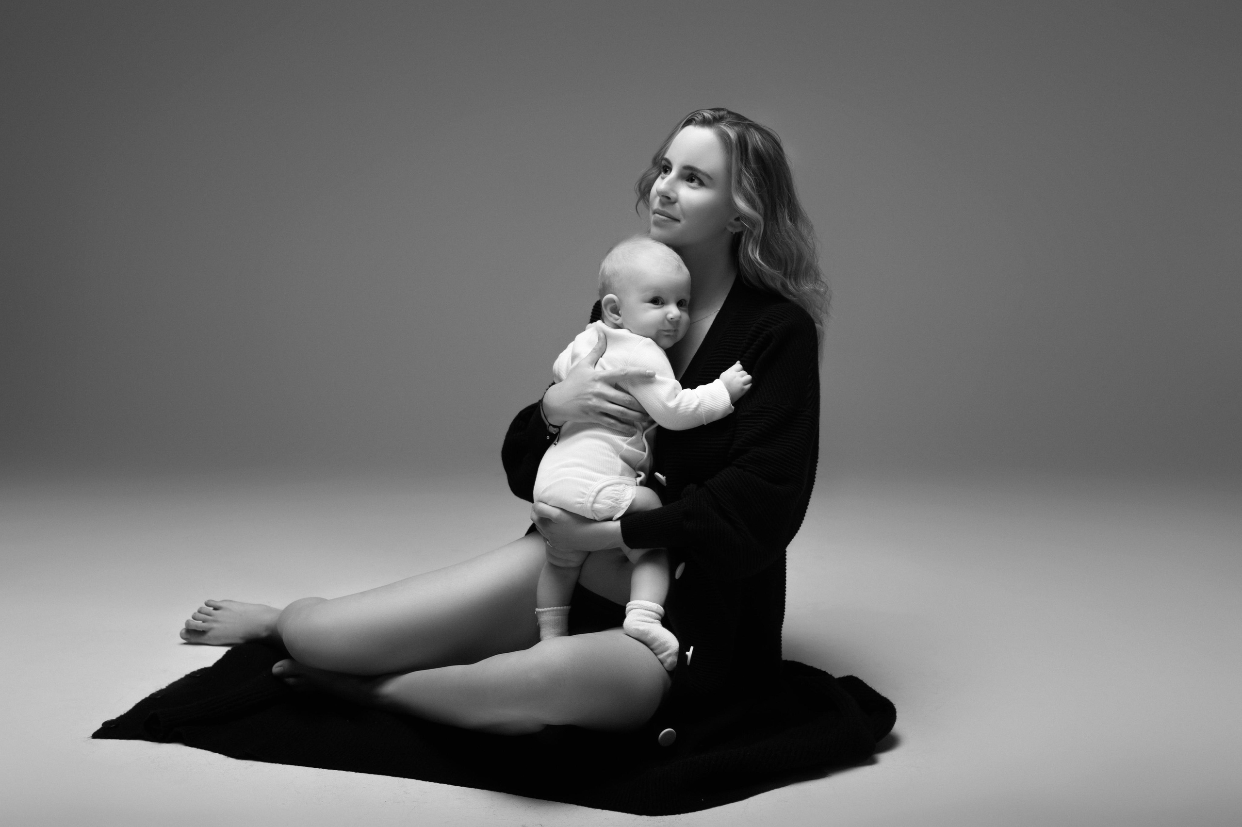 Matej & Michaela & Meliska. Krása tehotenstva v objektíve — Maria Milosovic, tehotenská fotografka